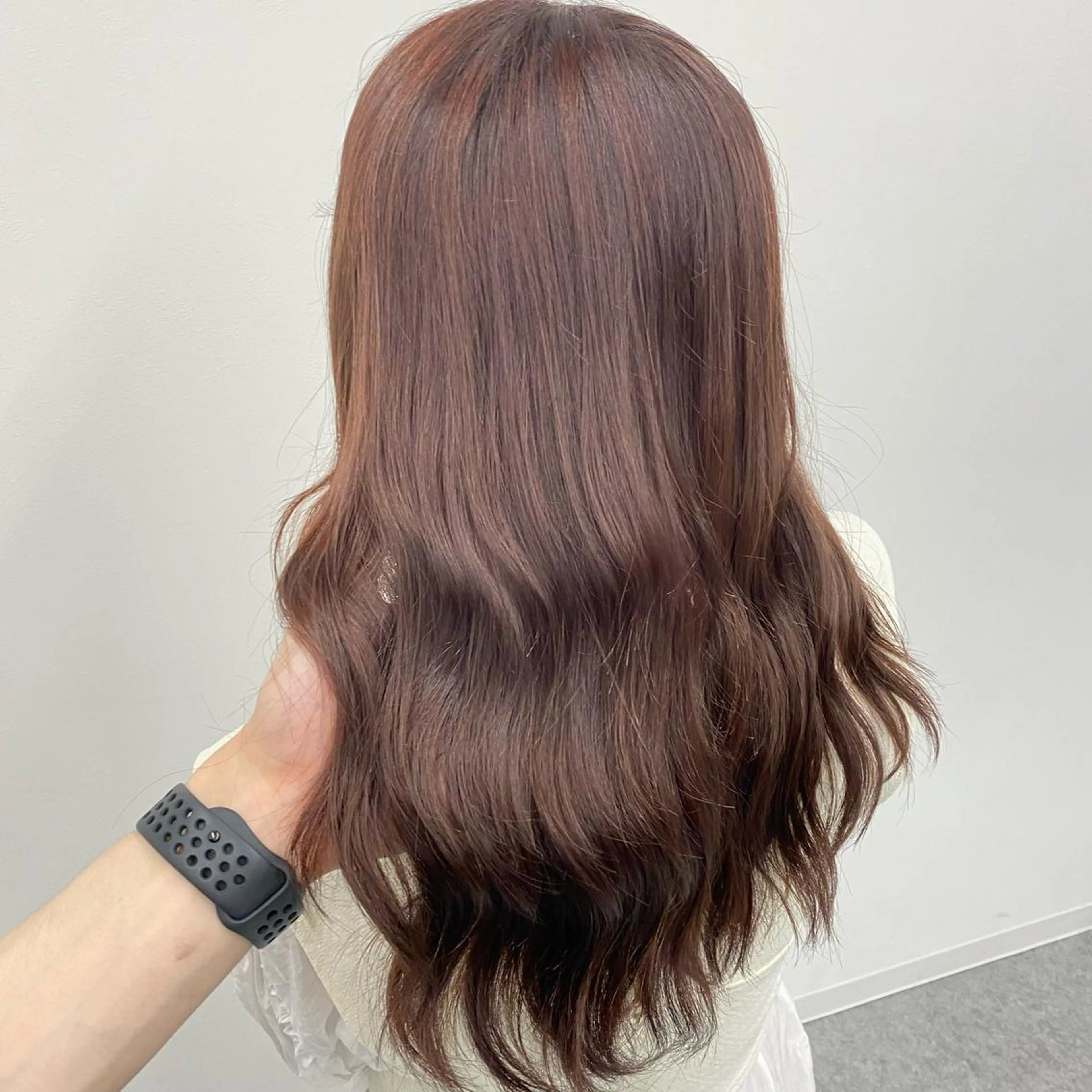 カラー ブラウンカラー ピンクカラー 髪質改善 ブリーチなしカラー の職人YOSHIKIのヘアスタイル