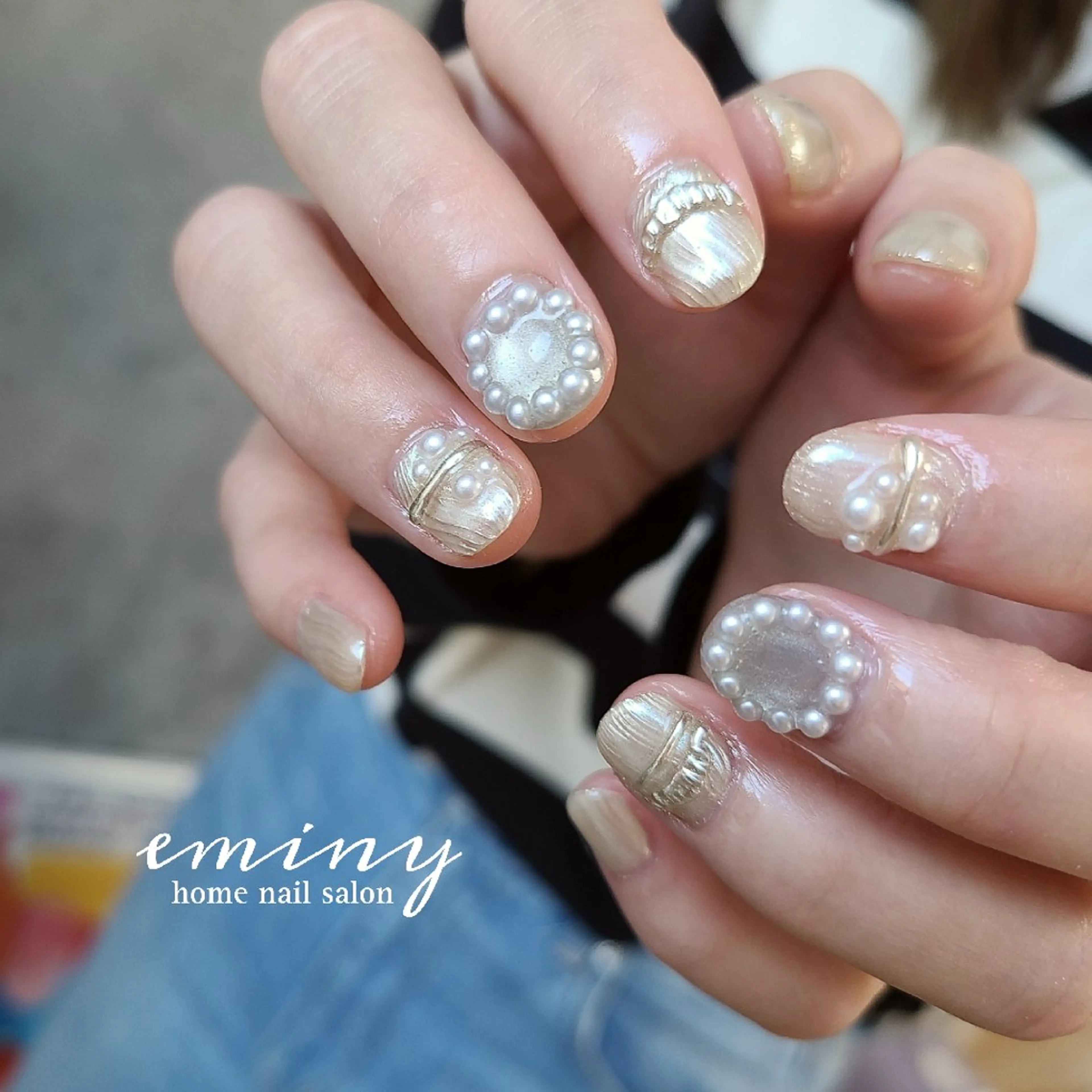 ネイル キラキラネイル 韓国ネイル マグネットネイル ニュアンスネイル ショートネイル ハンドネイル nail salon  eminyのネイルデザイン