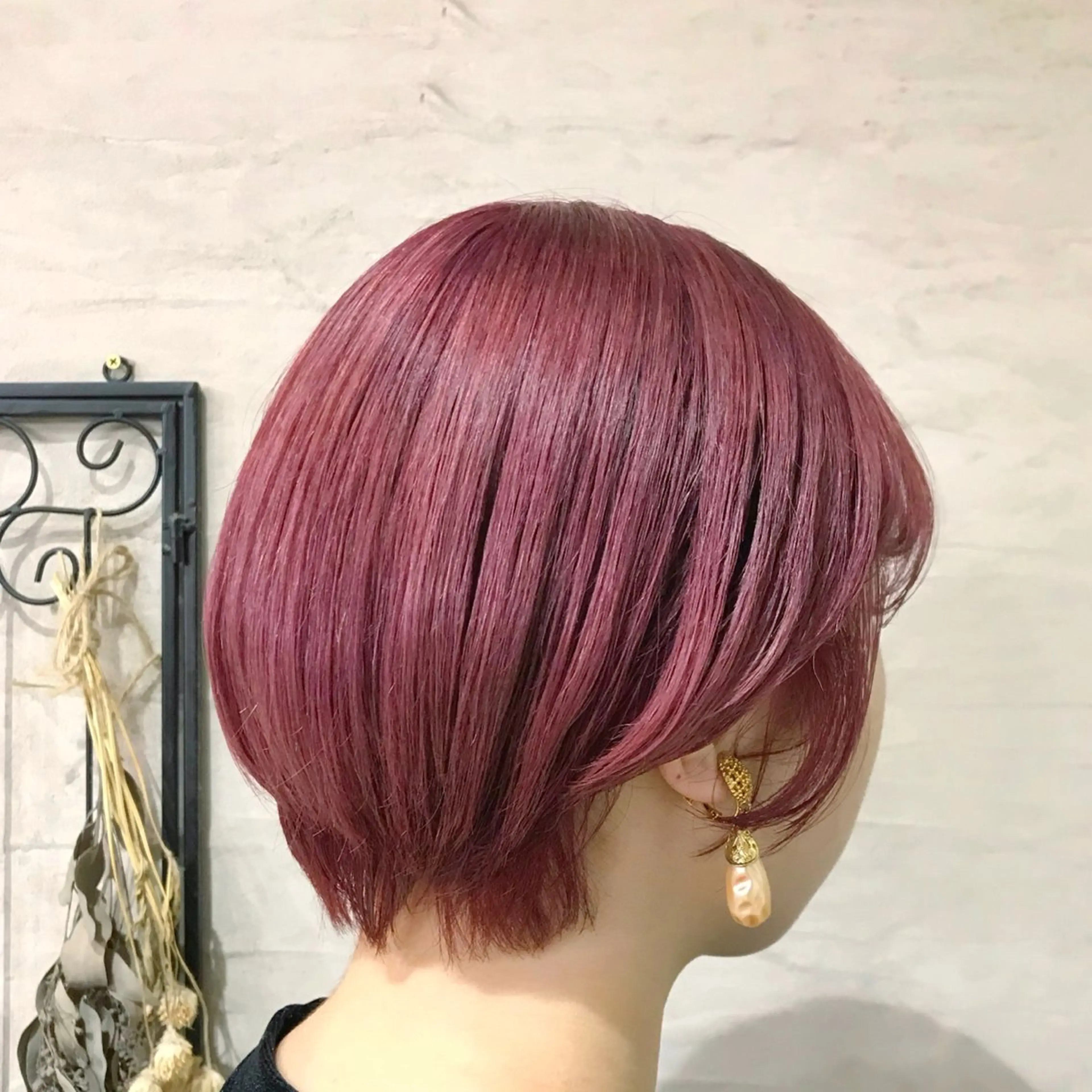 ショート カラー パーマ ヘアアレンジ ヘアカラー トリートメント くびれボブ/艶カラー /髪質改善🌷喜美花のヘアスタイル