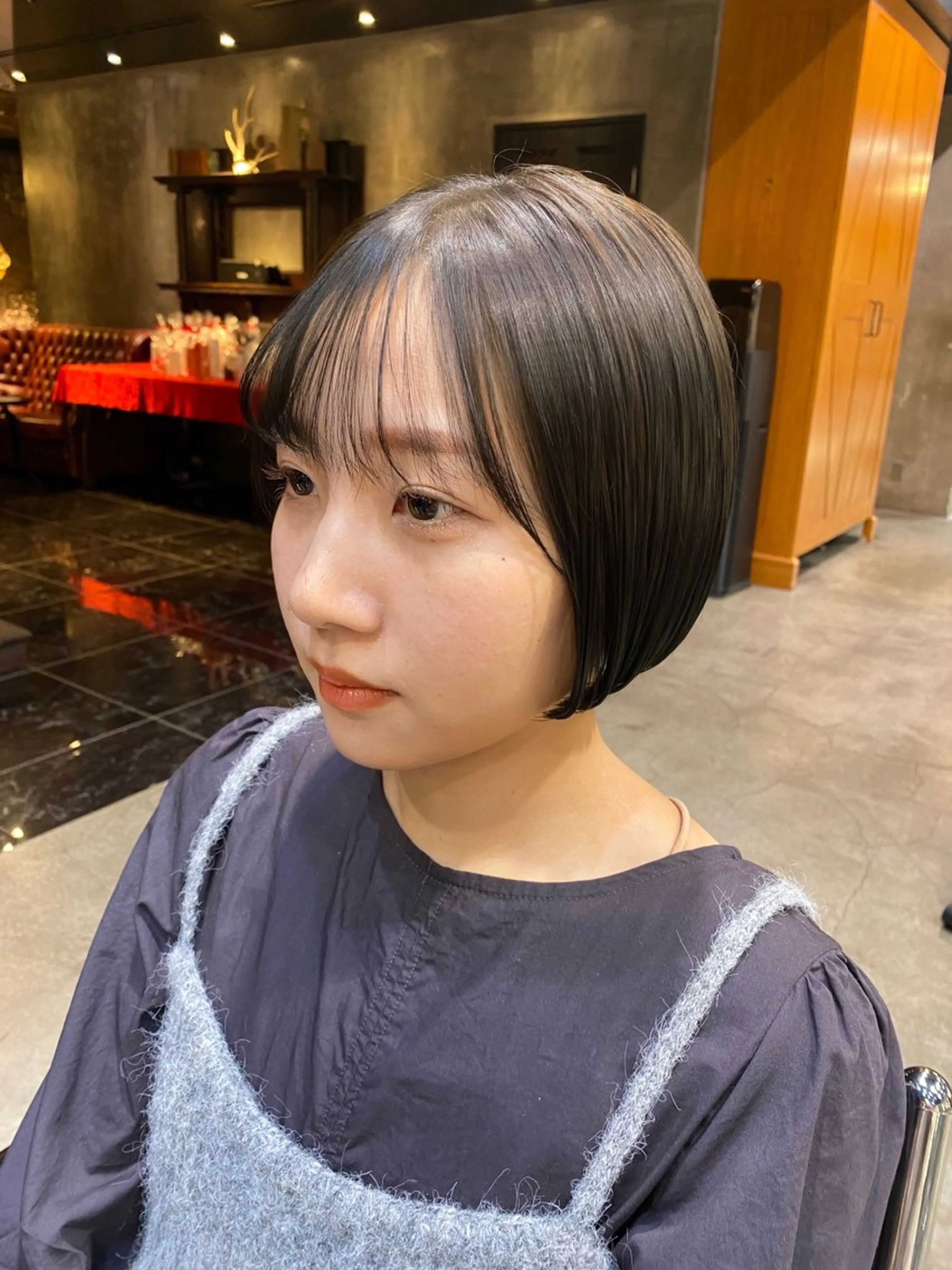 ショート カラー ショートボブ グレージュ ボブ ショートヘア ブリーチなしダブル カラー🧸🐺陽介のヘアスタイル