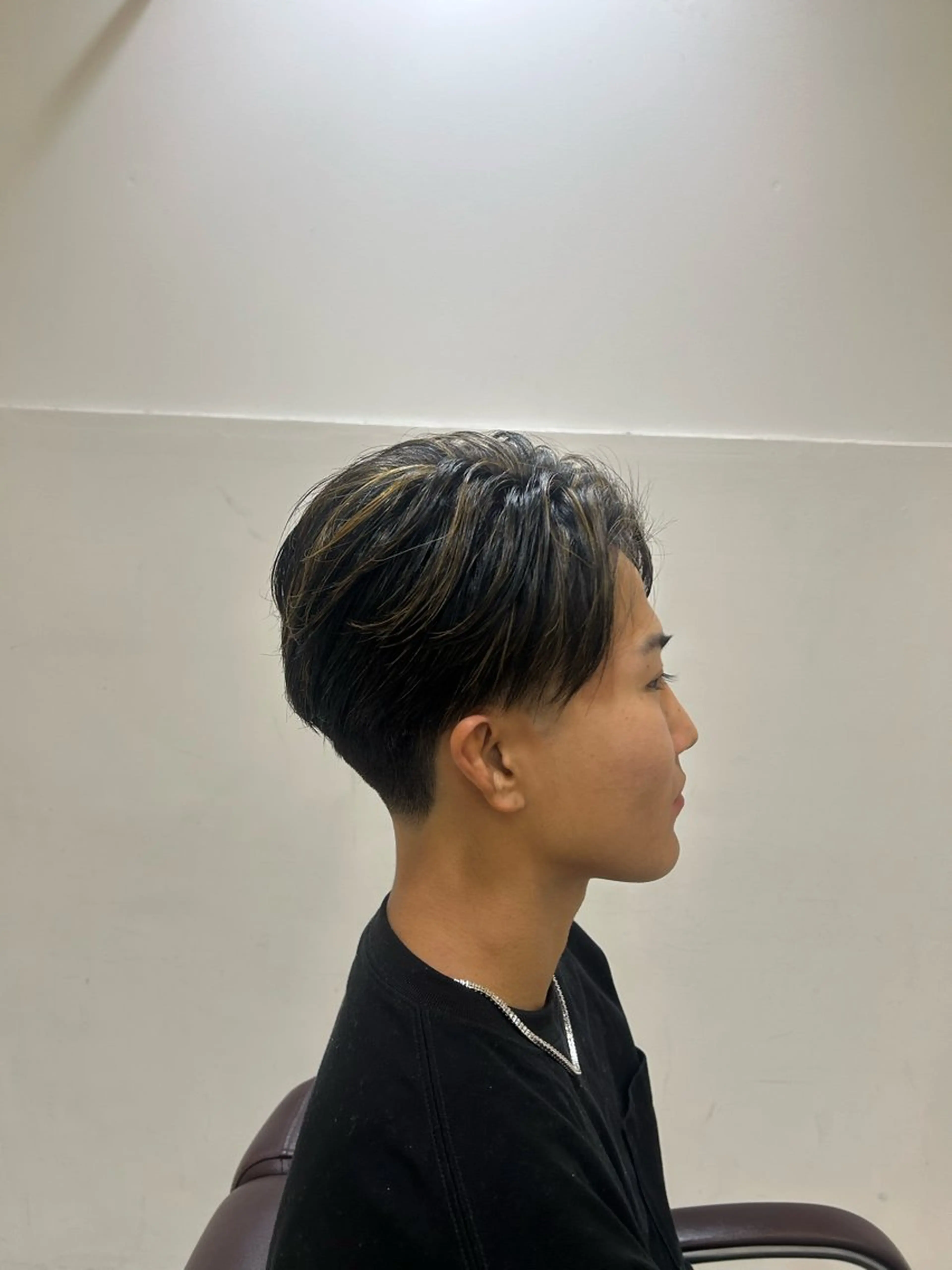 ショート カラー メンズ メンズハイライト ハイライトカラー ハイライト カット ヘアカラー メンズパーマ/ ハイライト　Tumのヘアスタイル