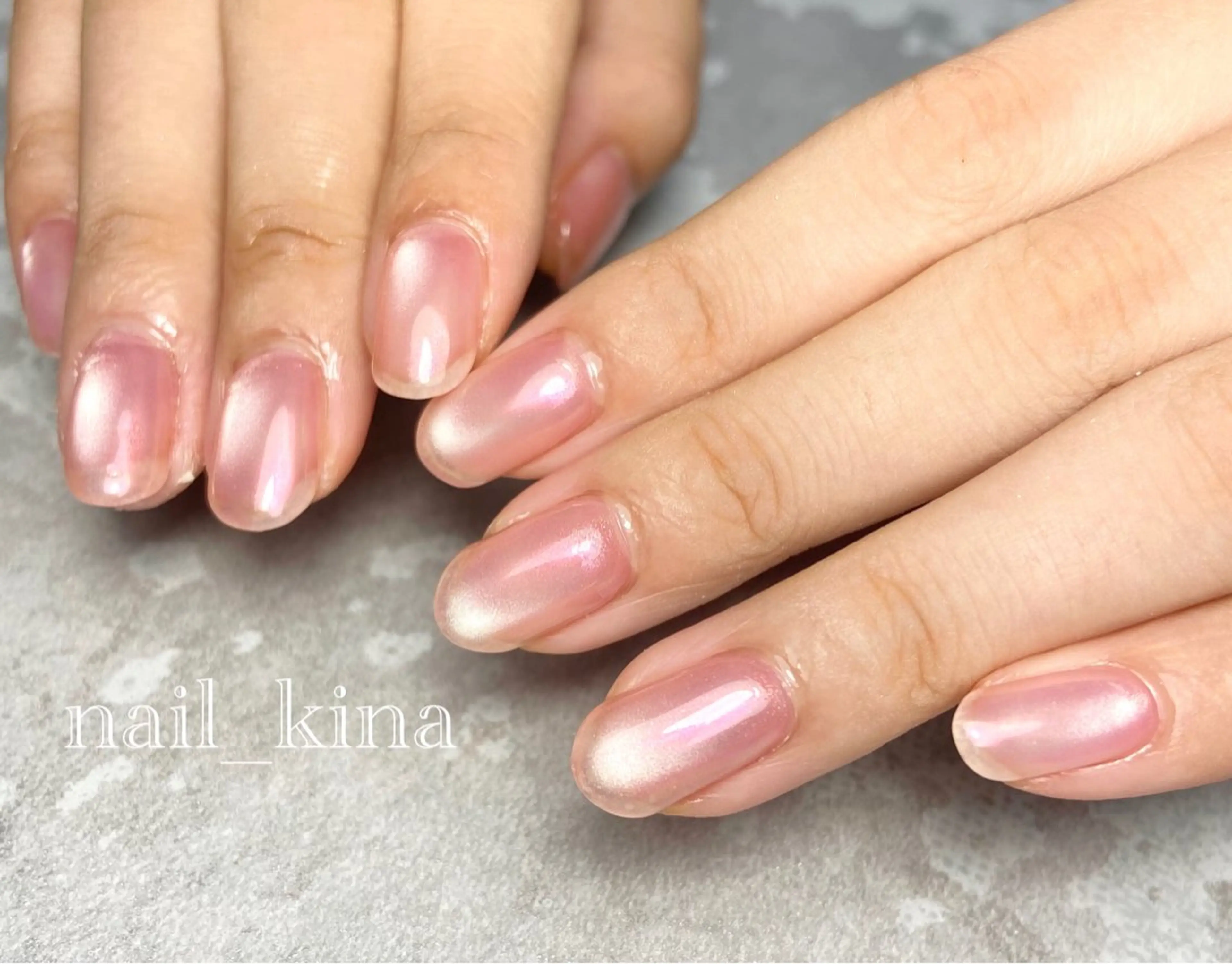 ネイル オーロラネイル マグネットネイル マグネットワンカラー ワンカラーネイル ハンドネイル nail_ kinaのネイルデザイン