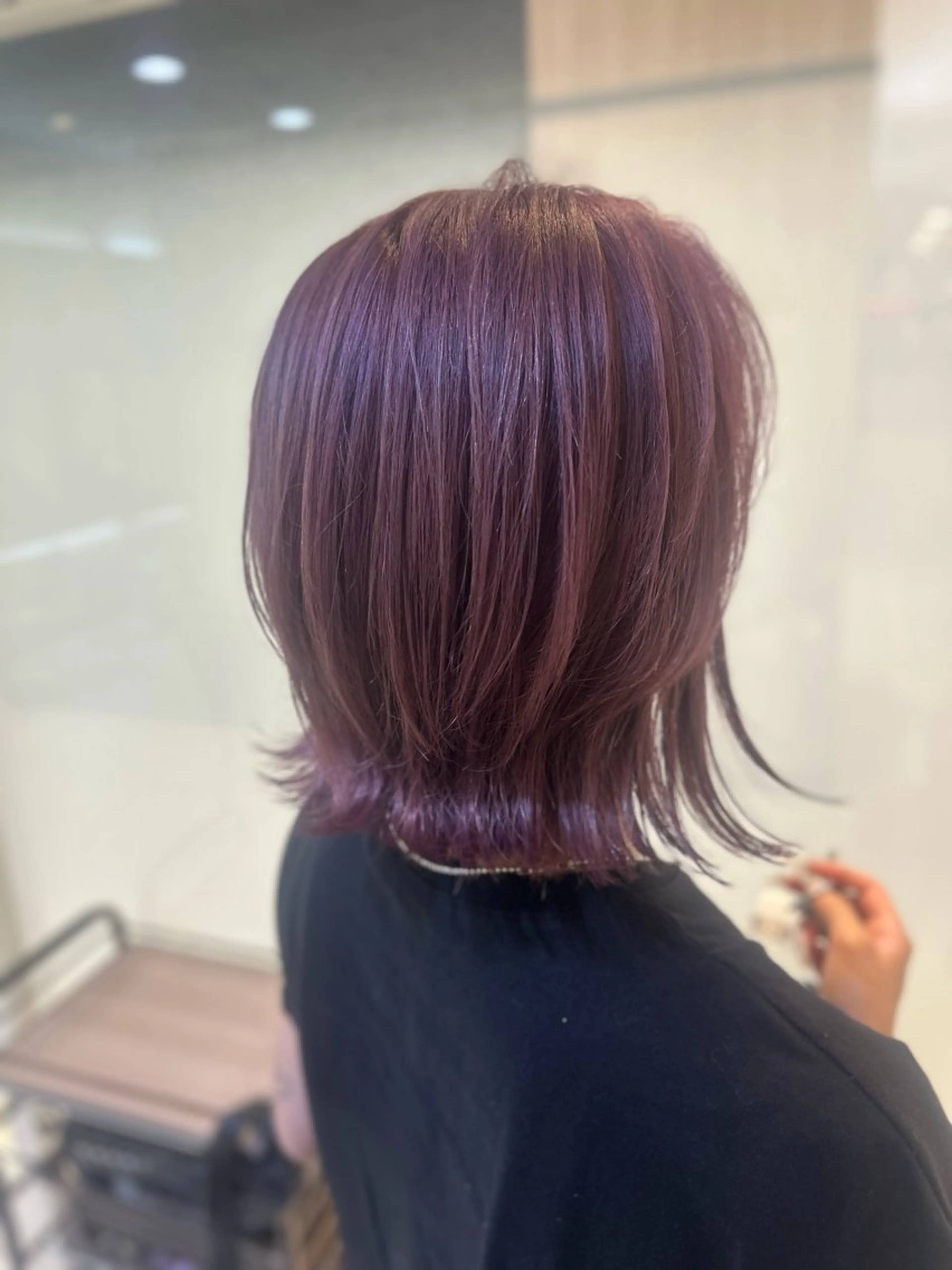 ショート カラー ヘアカラー トリートメント 艶質改善/縮毛矯正 ササキナツミのヘアスタイル