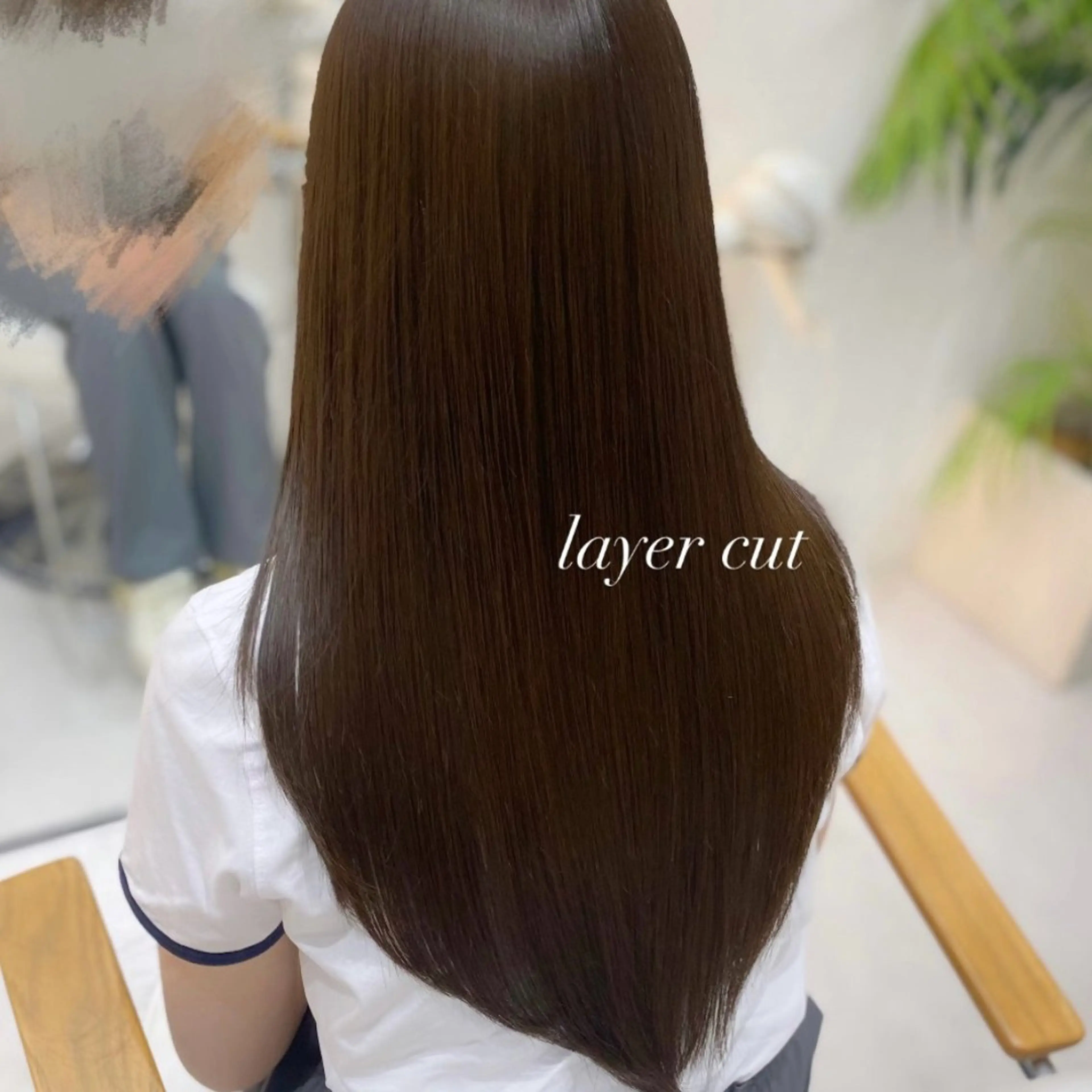 ロング カラー 透明感カラー グレージュ レイヤーカット カット ヘアカラー トリートメント 艶髪・透明感カラー・ 韓国ヘア・Yuriのヘアスタイル