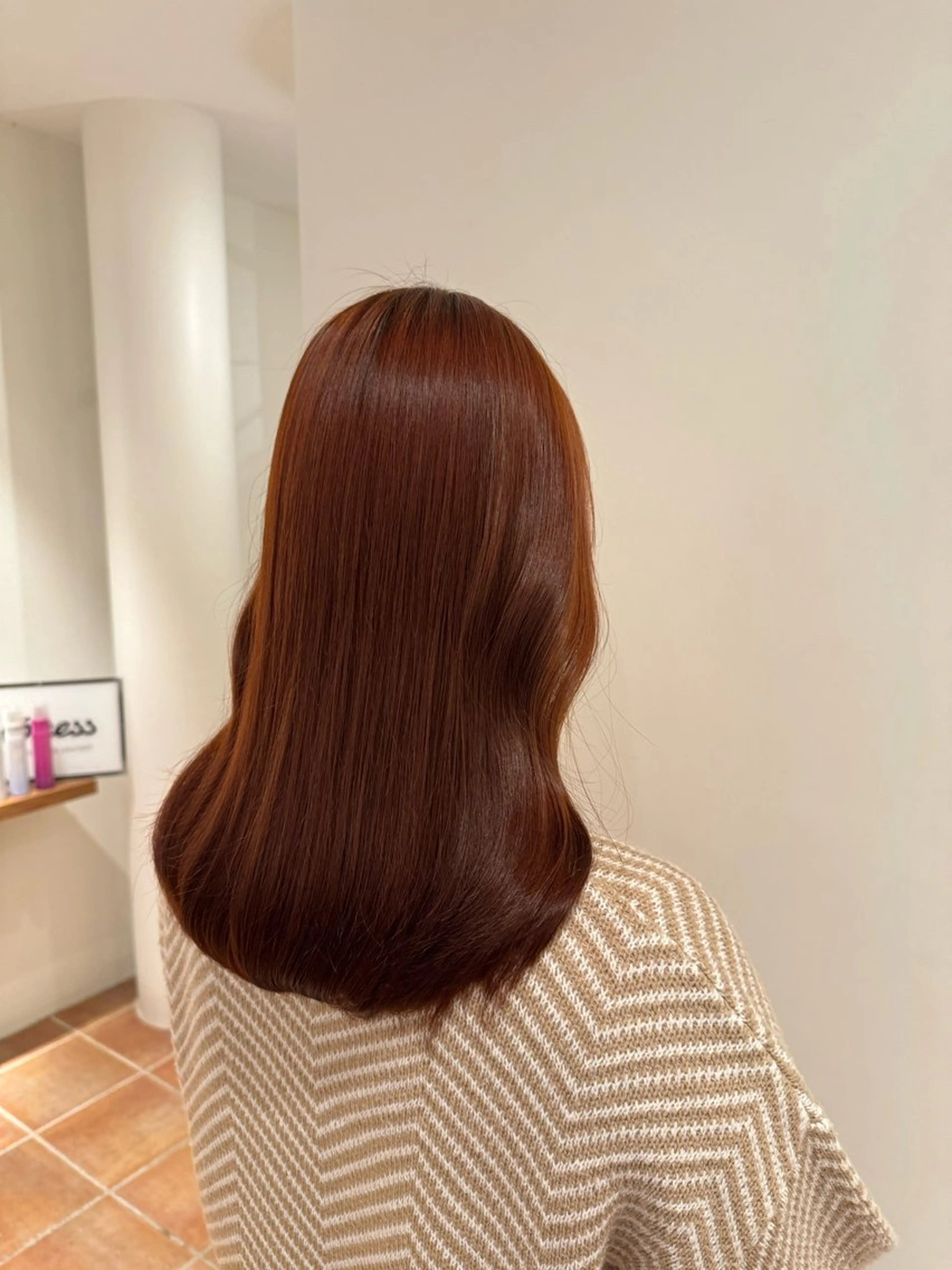 セミロング ヘアカラー ホリグチ ルナのヘアスタイル