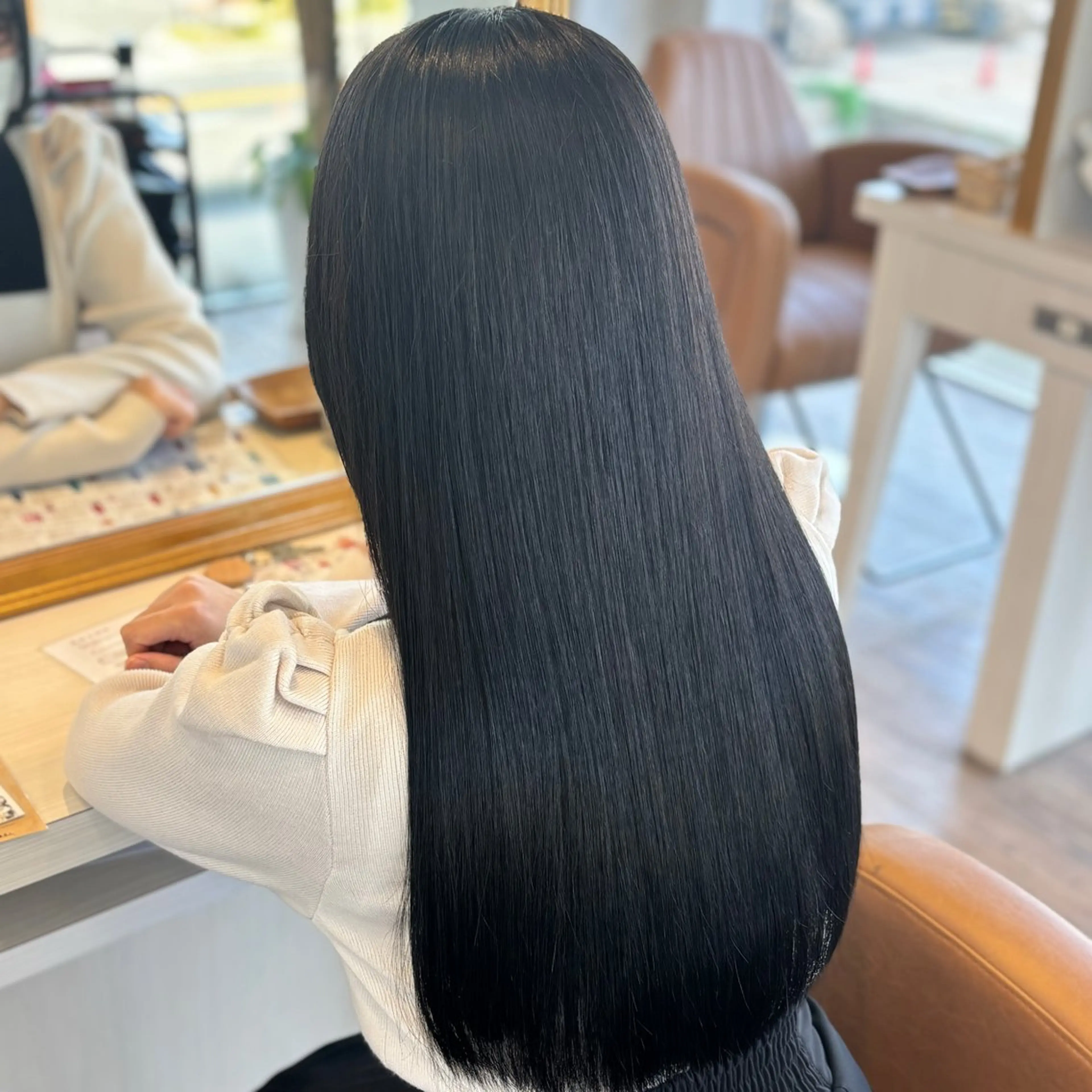ロング カラー ヘアカラー トリートメント 艶髪✖️透明感/ 暗髪🩶/AOIのヘアスタイル