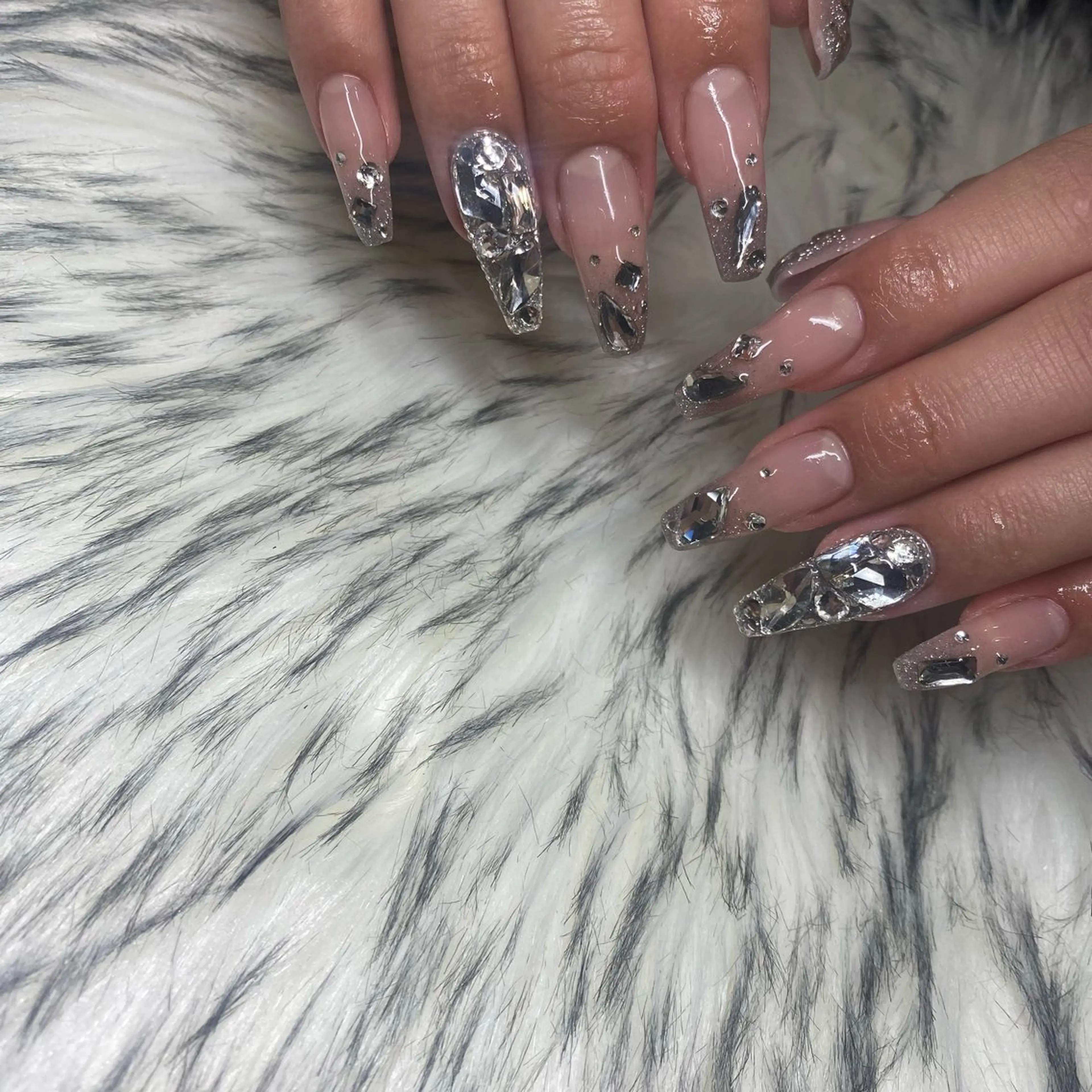 ネイル ハンドネイル la vie Luire所属・la vie Luire アスカのネイルデザイン