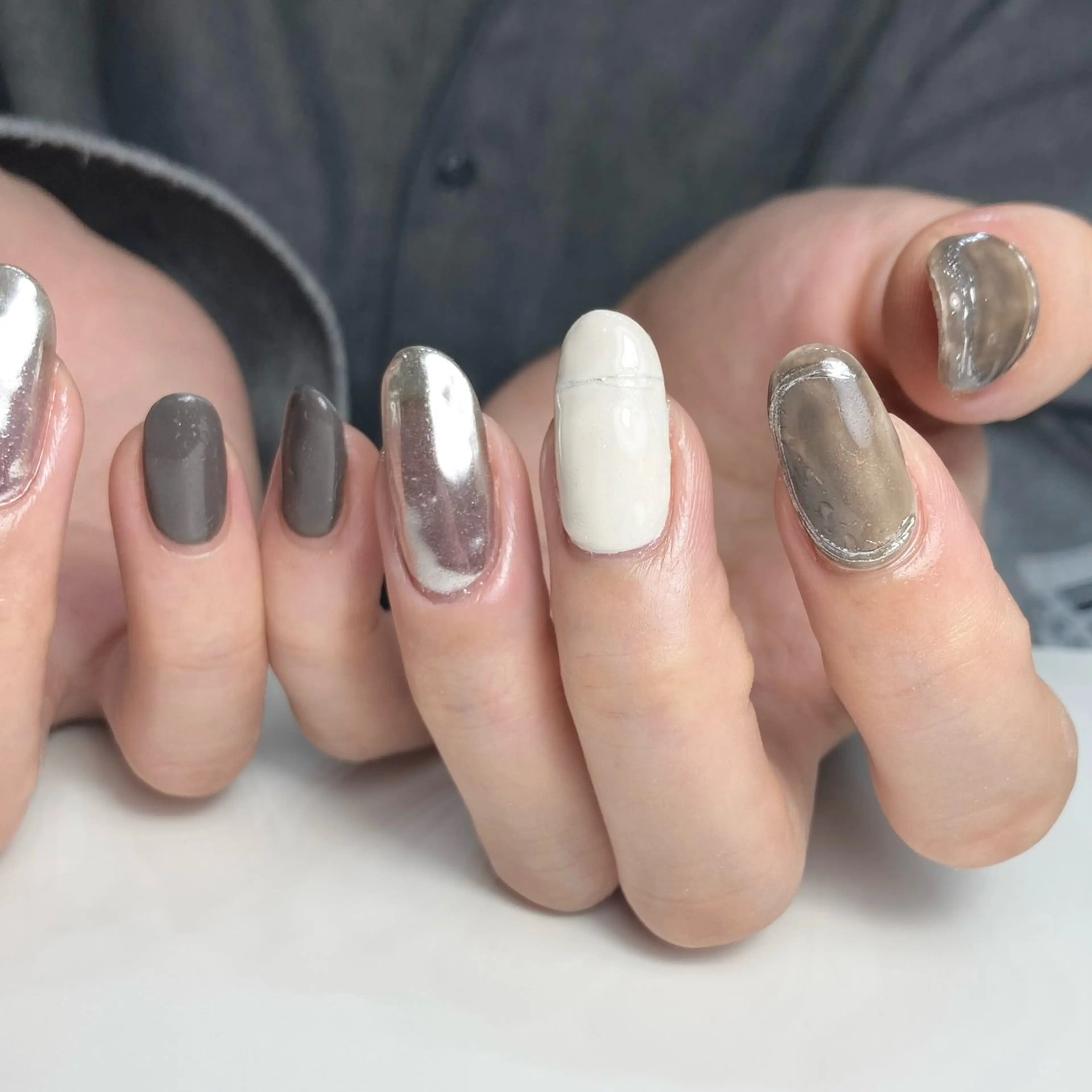 ネイル Legit nail salonのネイルデザイン