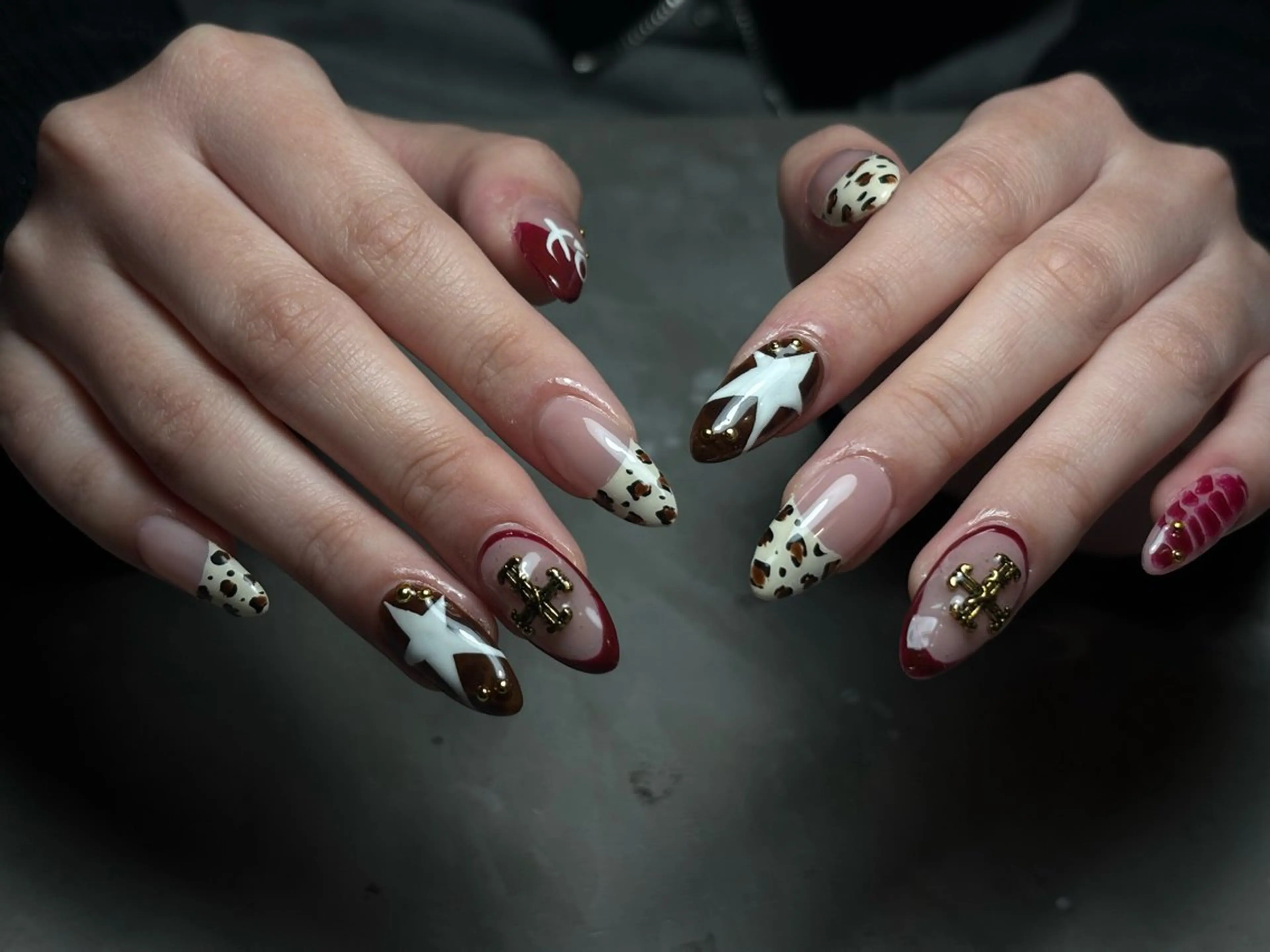 ネイル 個性派NANA ネイルのネイルデザイン