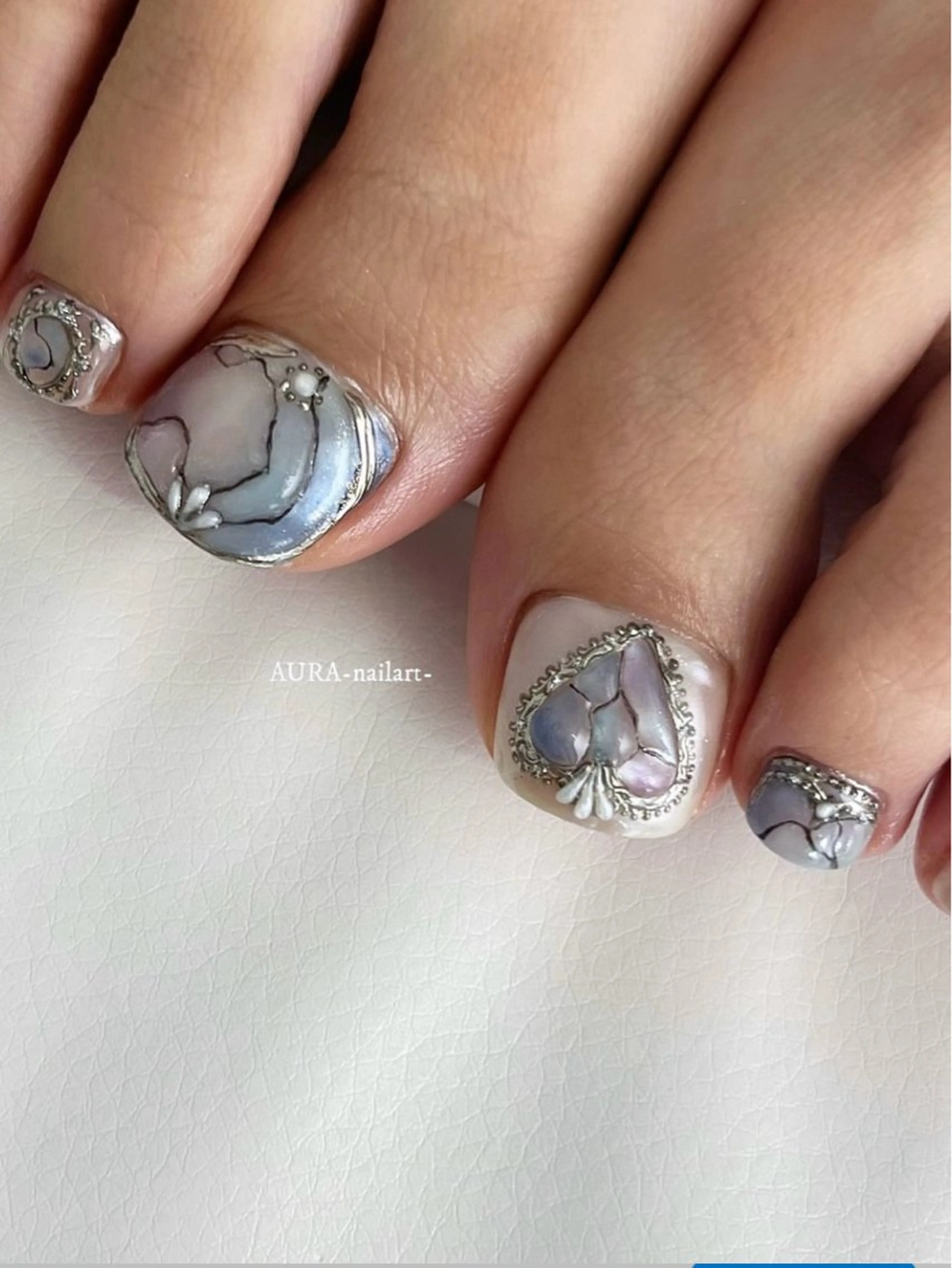 ネイル ハンドネイル フットネイル AURA nailartのネイルデザイン