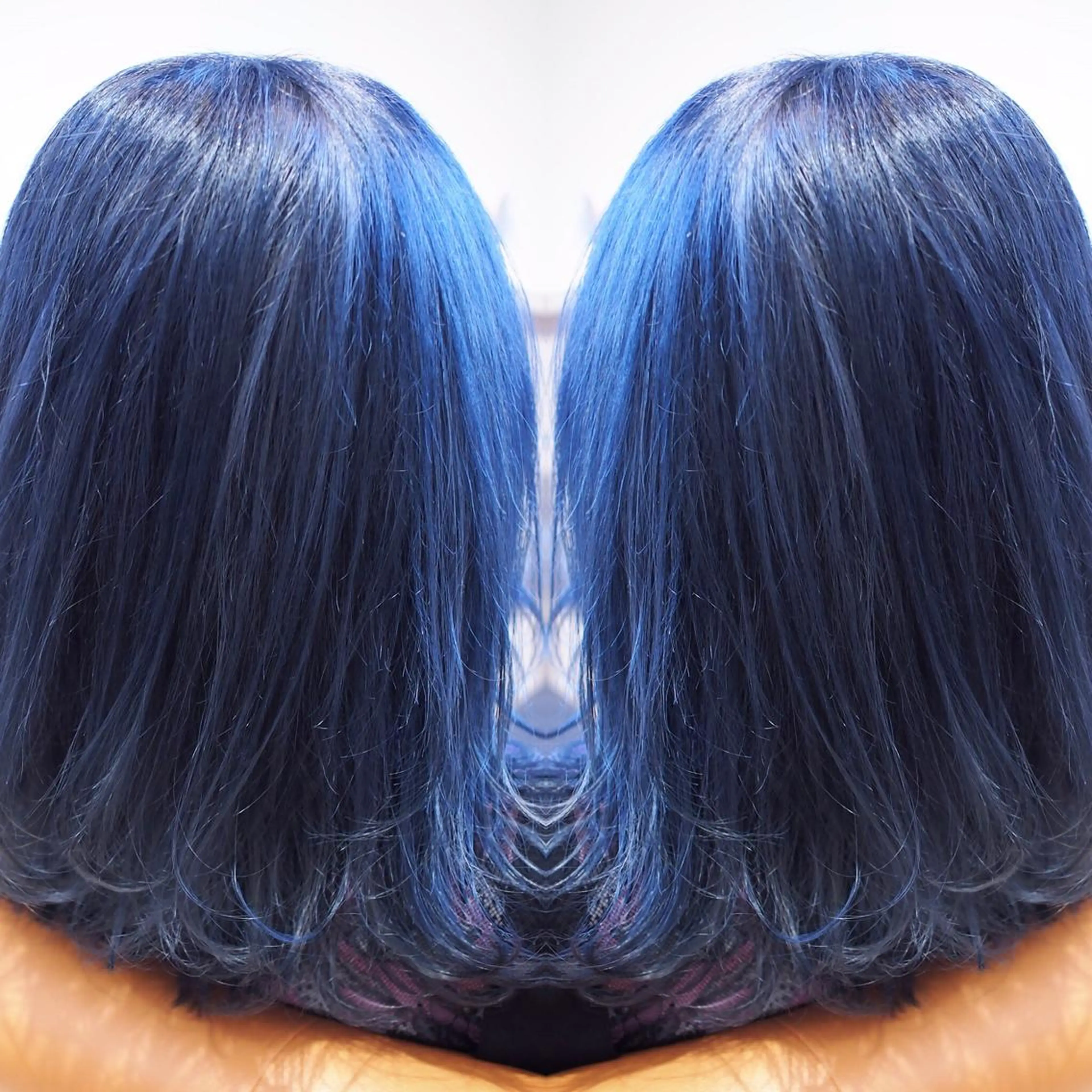 ミディアム カラー ブリーチ ブルーカラー ネイビーカラー 及川シゲル 髪質改善講師のヘアスタイル