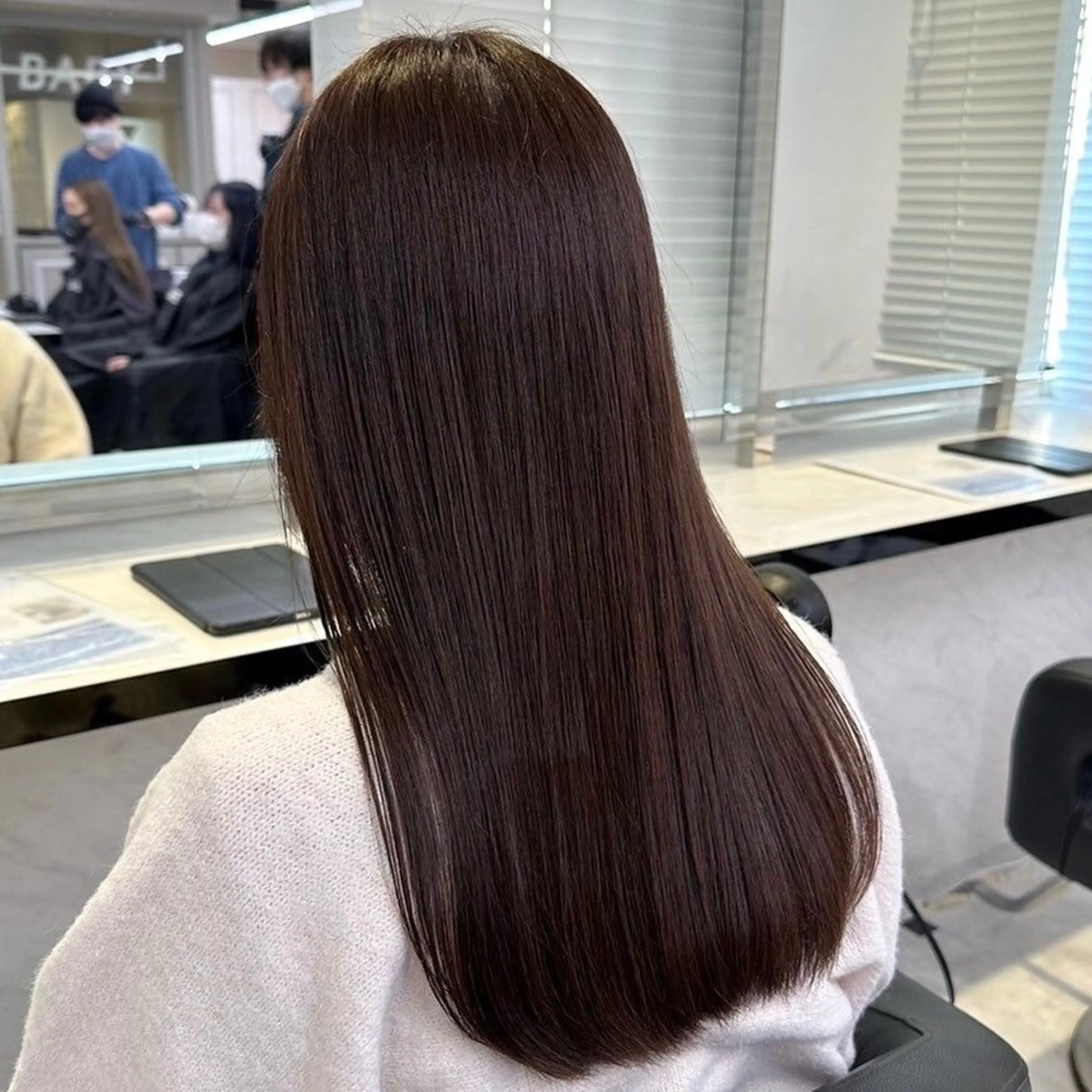 セミロング カラー 🎀🧁ダメージレス 艶髪カラー🧁🎀のヘアスタイル