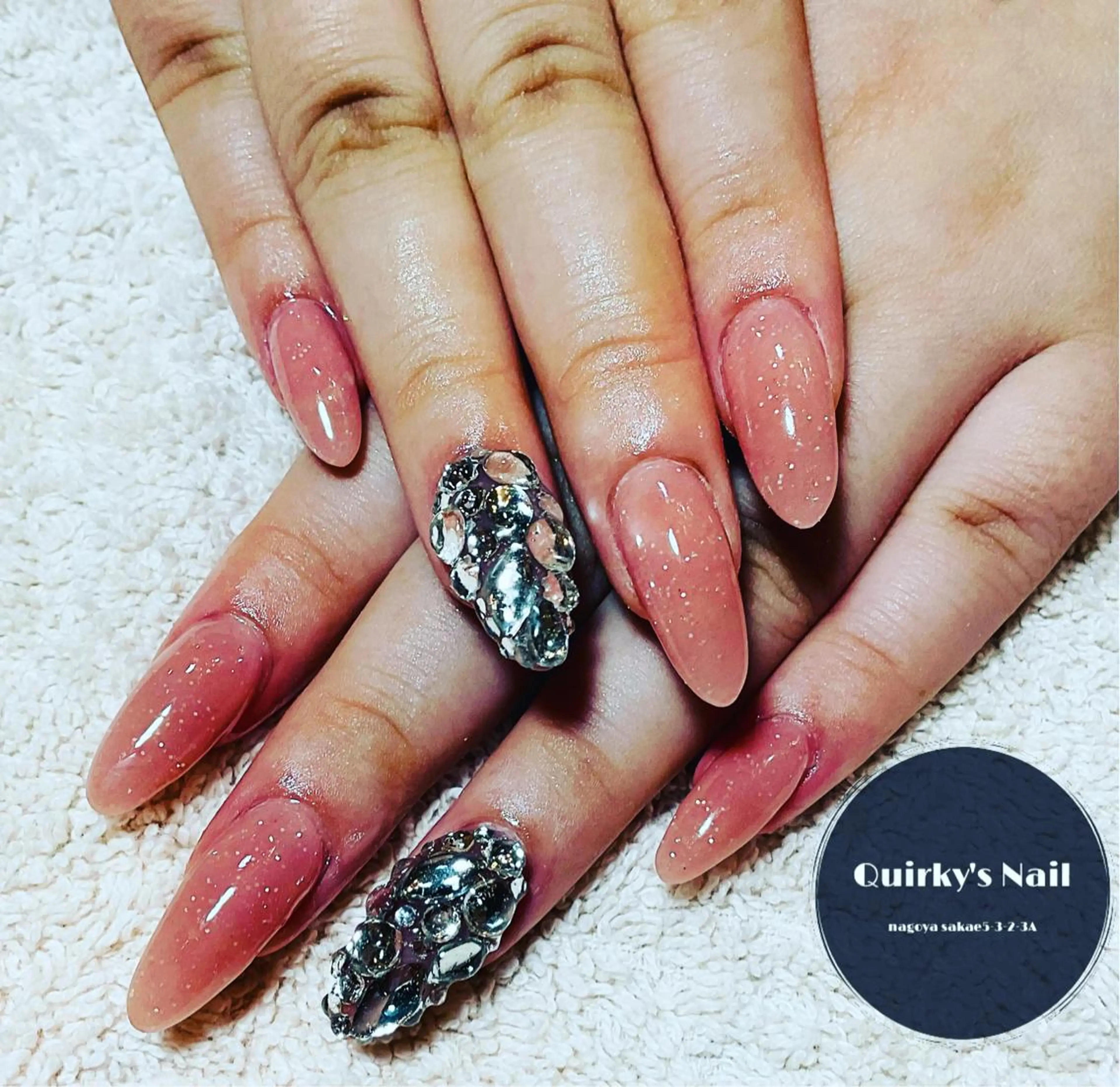 ネイル ピンク ピンクベージュ Quirky's Nail【栄店】のネイルデザイン