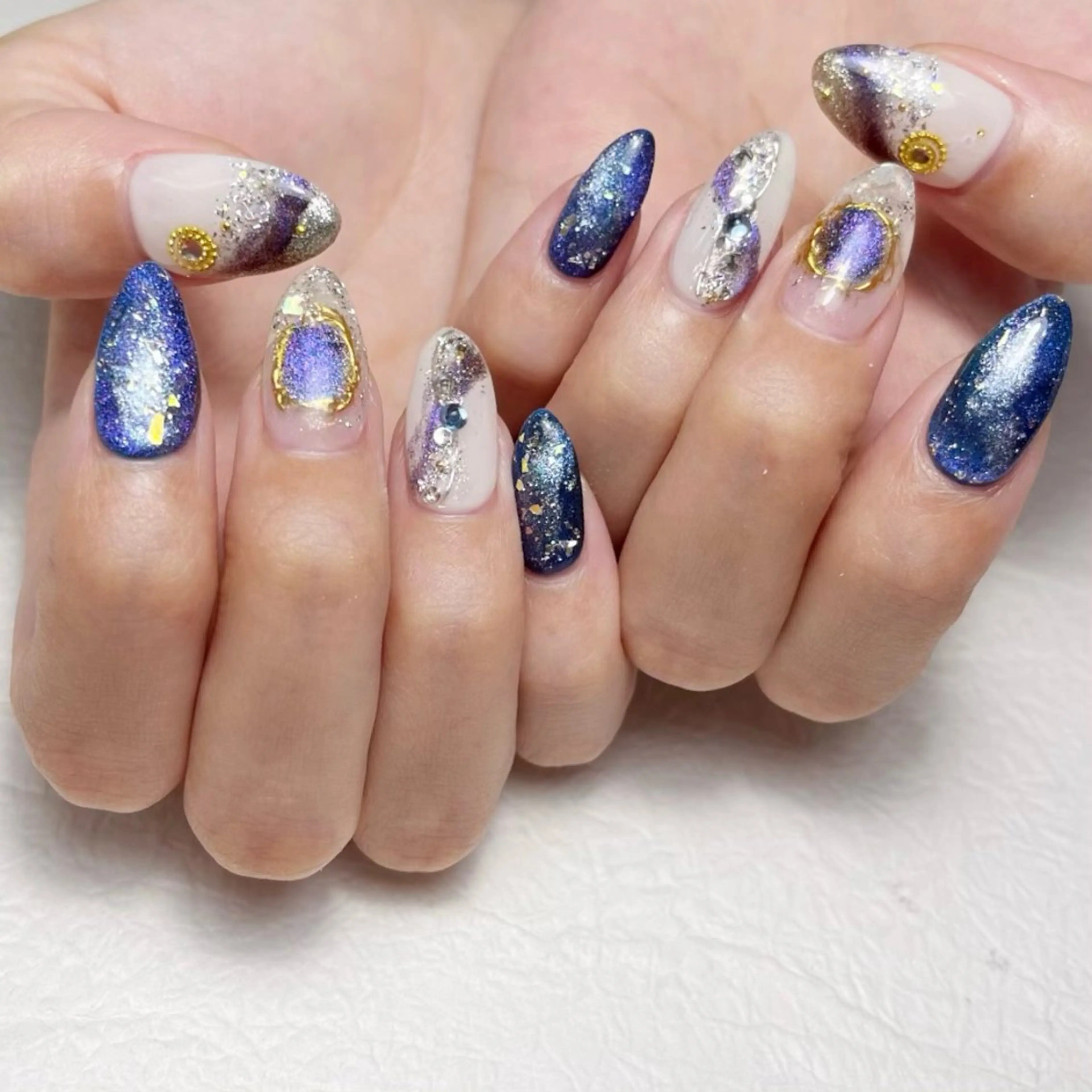 ネイル アートネイル ブルー フットネイル ジェルネイル キラキラネイル Y nail なんば堀江店のネイルデザイン
