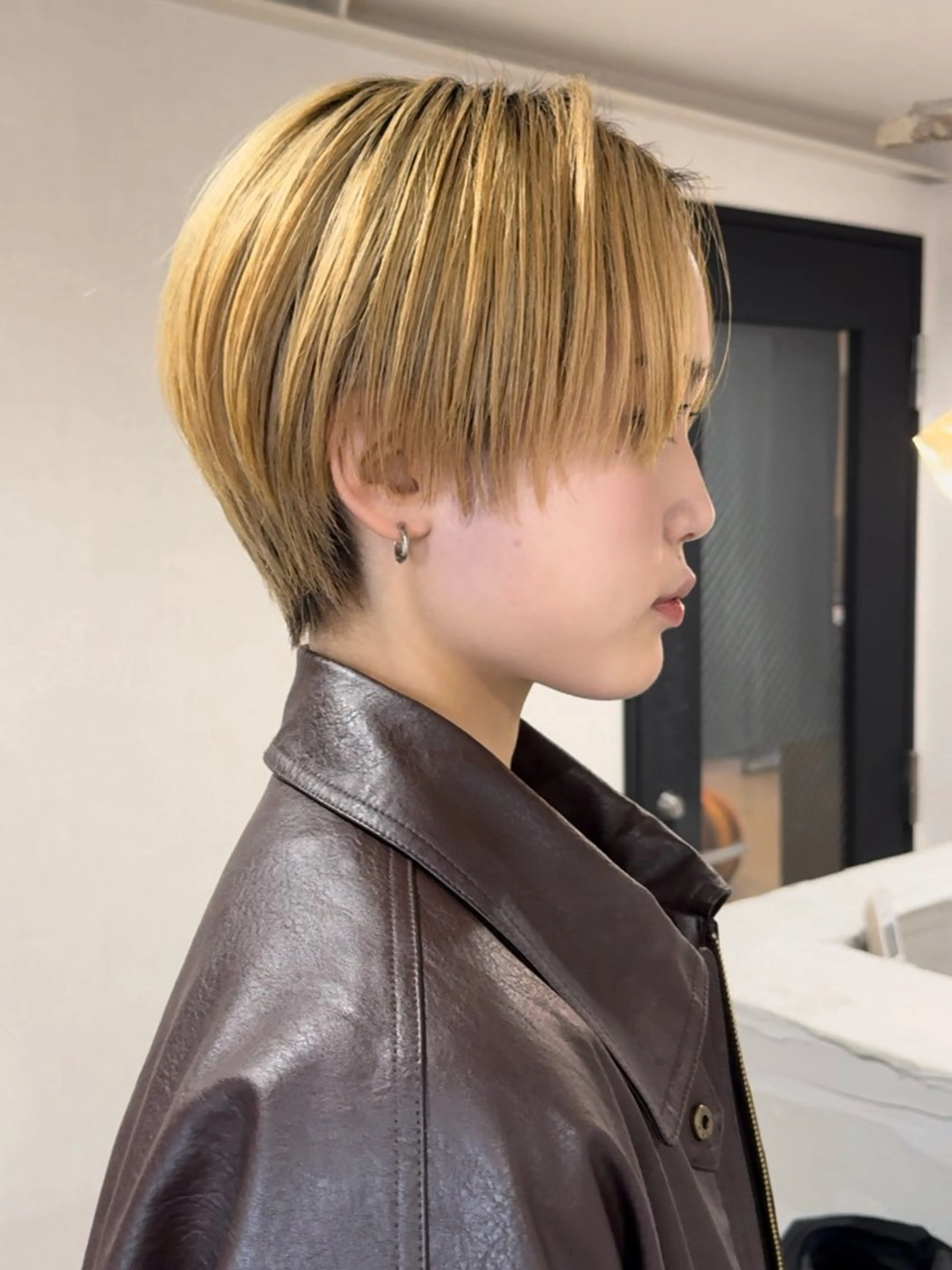 ショート カラー ハンサムショート ブロンド ショートヘア カット ヘアカラー トリートメント 田畑 智規のヘアスタイル