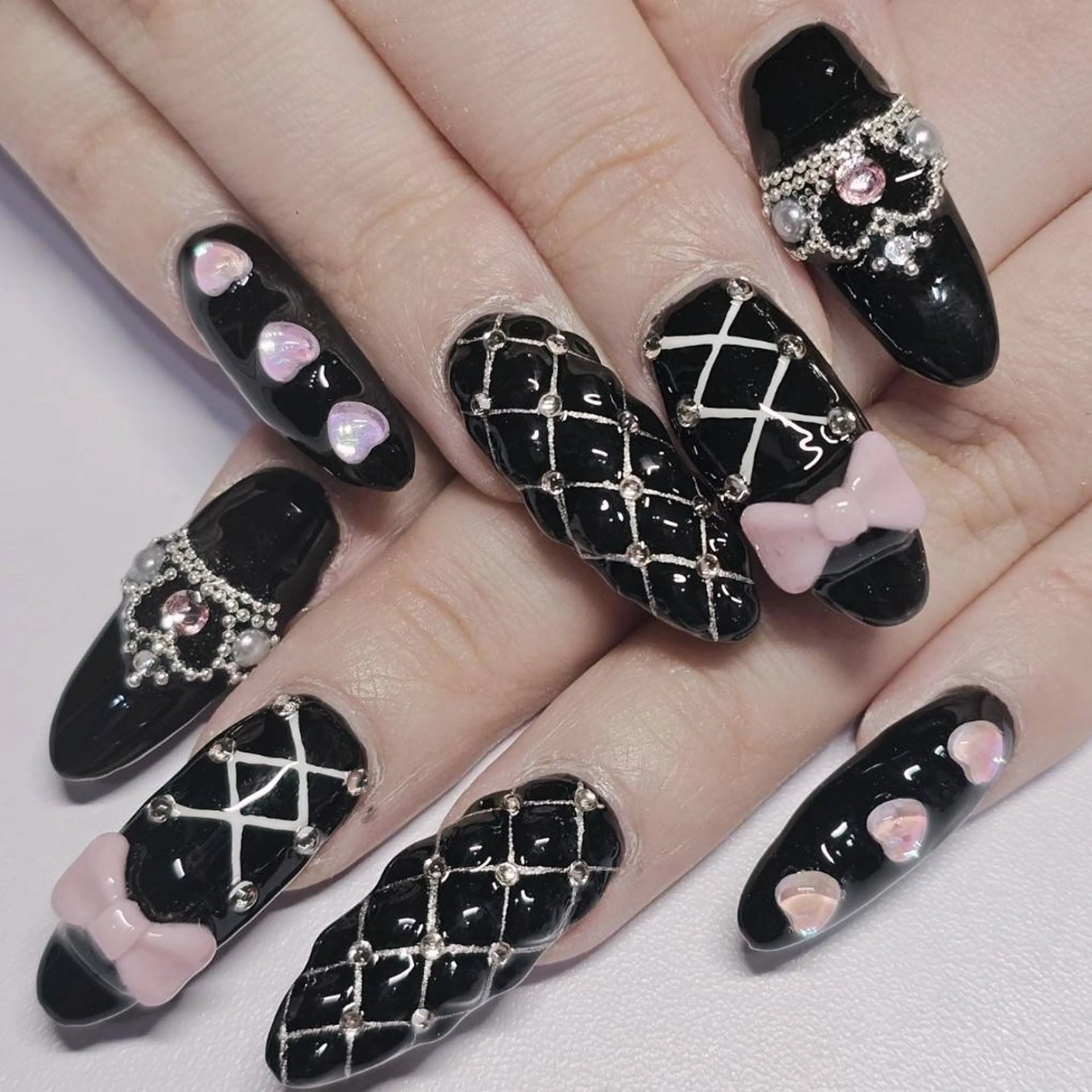 ネイル アートネイル ハート ワンカラーネイル リボン ハンドネイル よしだ ひろきのネイルデザイン