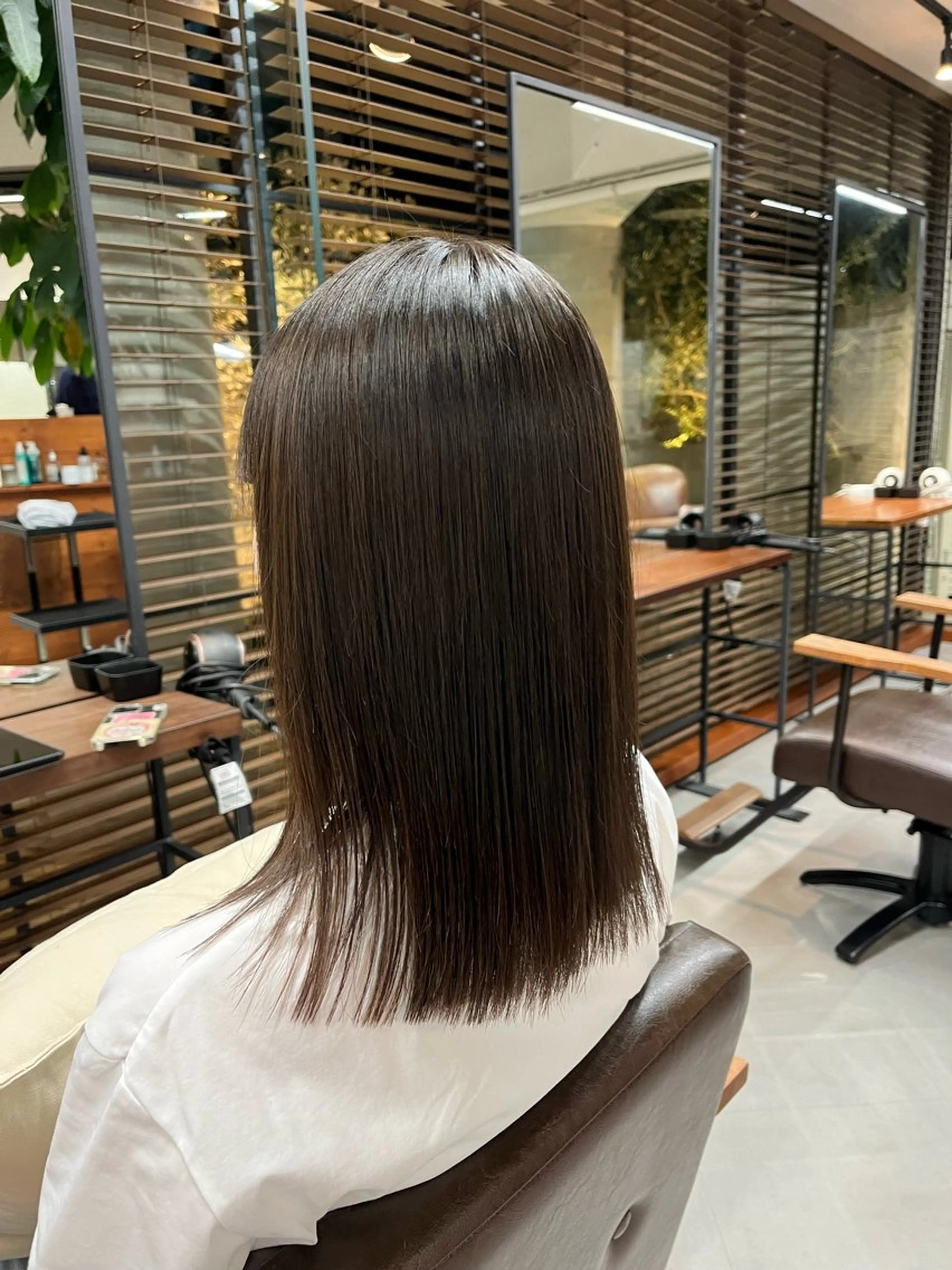 ミディアム カット hair circus所属・仁谷 隼のヘアスタイル