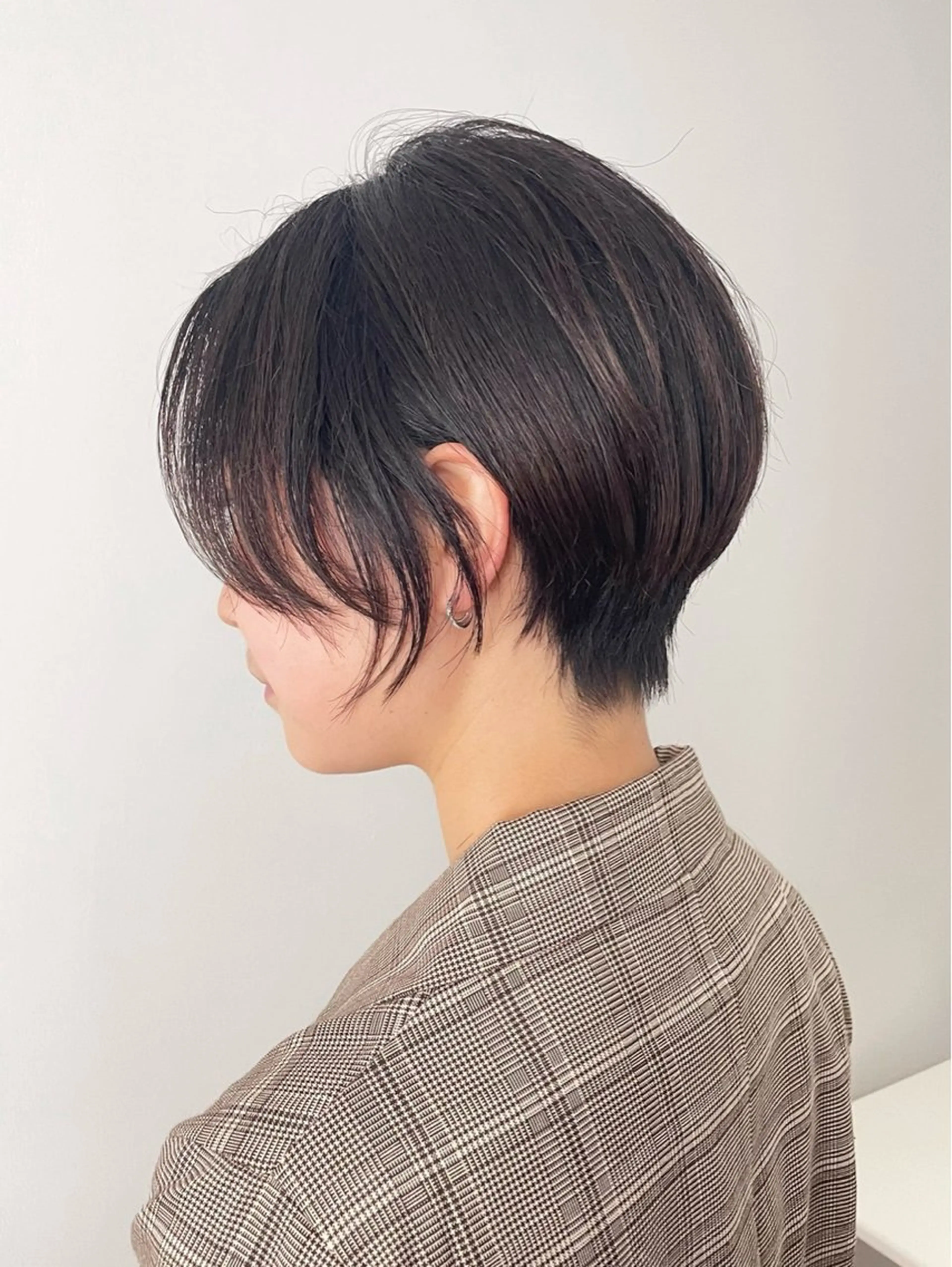 カラー H. Shimodeのヘアスタイル