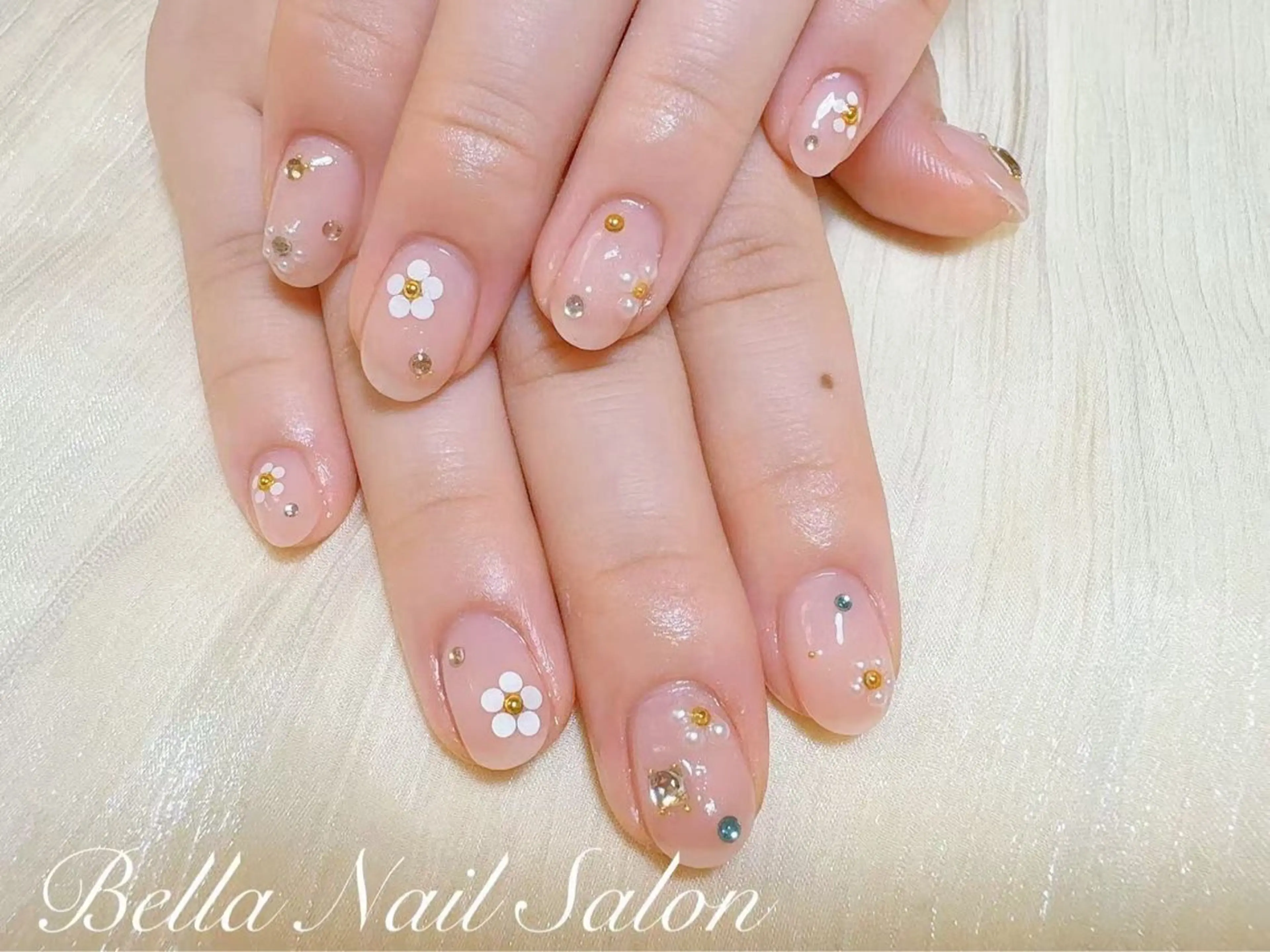 ネイル Bella Nail Salon 【パラジェル／フィルイン／長さ出し】所属・Bella Nail Salon NANAのネイルデザイン