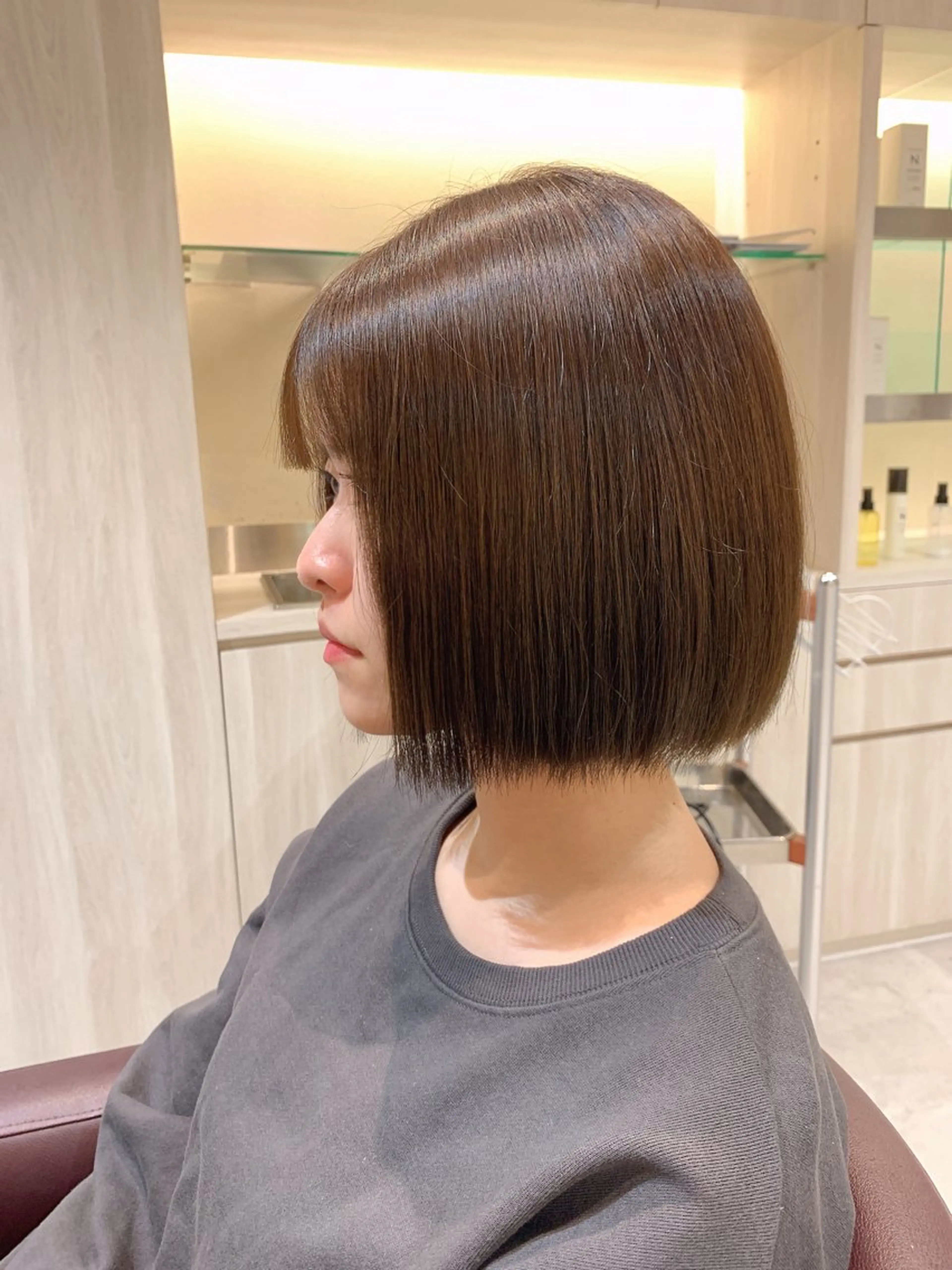 ショート 切りっぱなしボブ ボブ カット ヘアカラー トリートメント mulum hair dressing salon所属・Yuuki🌷名古屋 栄　ベージュ/カラーのヘアスタイル