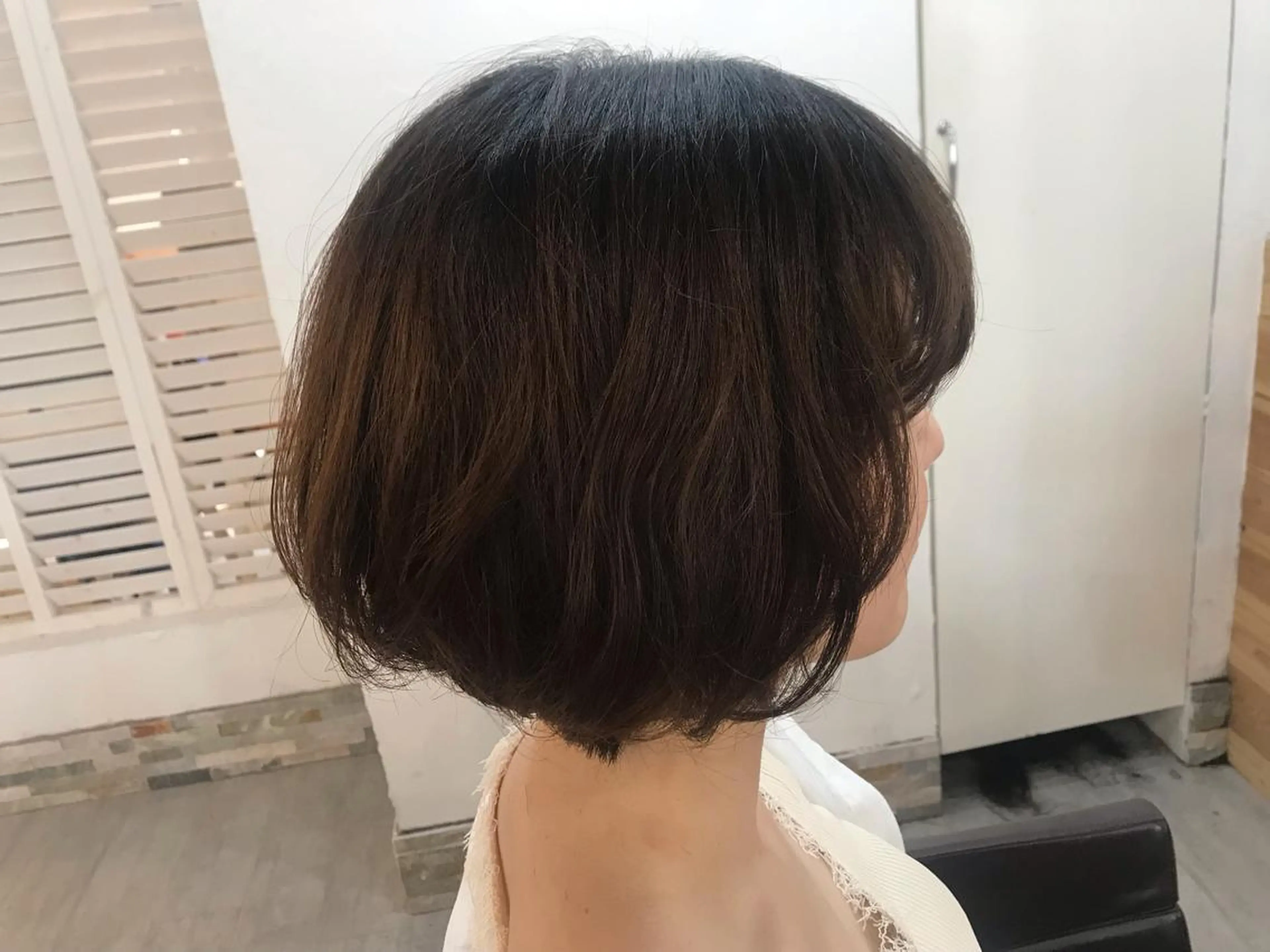 ショート カラー ヘアアレンジ ショートヘア a moment所属・蔵前🫧韓国風レイヤ ーカット🫧KAHOのヘアスタイル