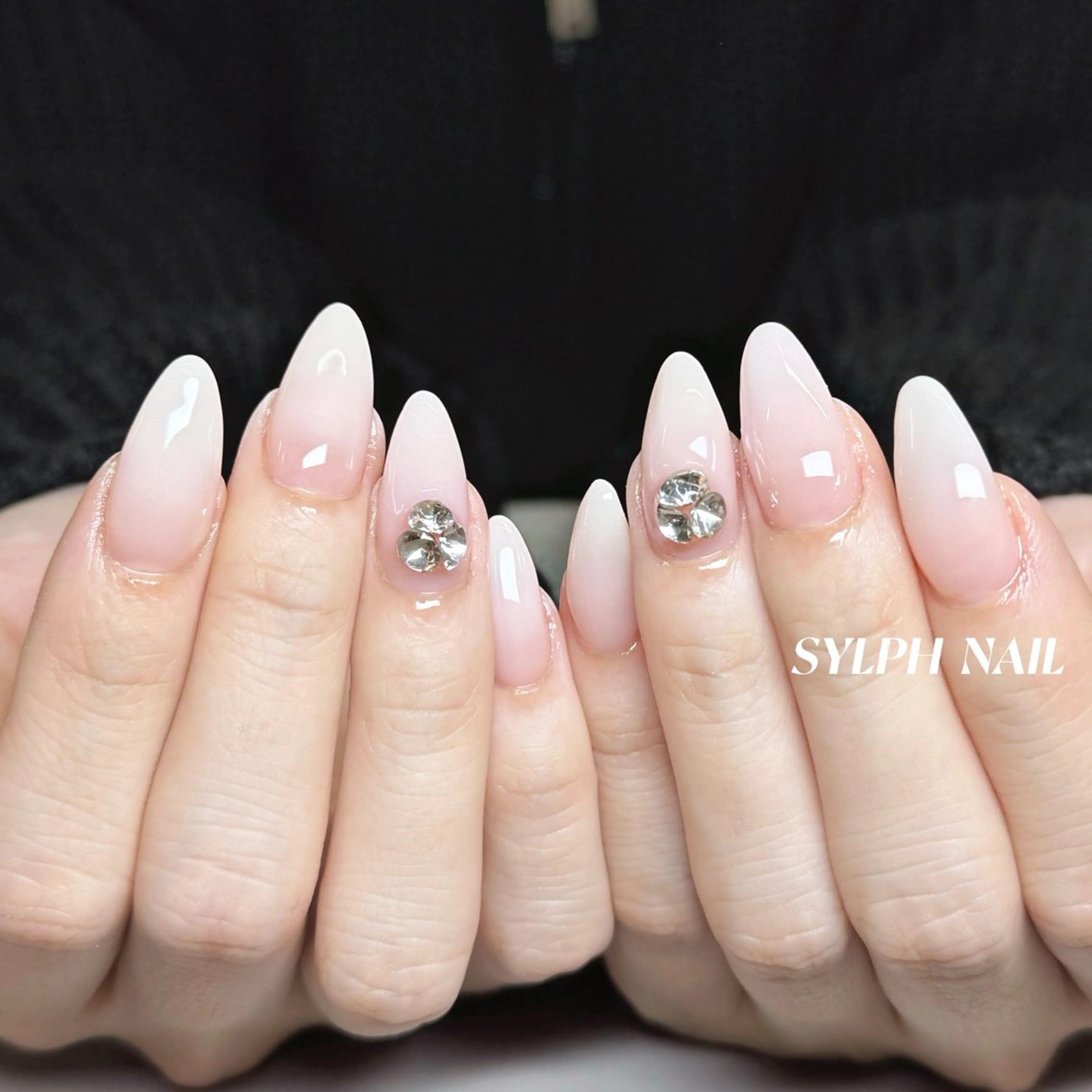 ネイル ハンドネイル Trend Nail シルフのネイルデザイン