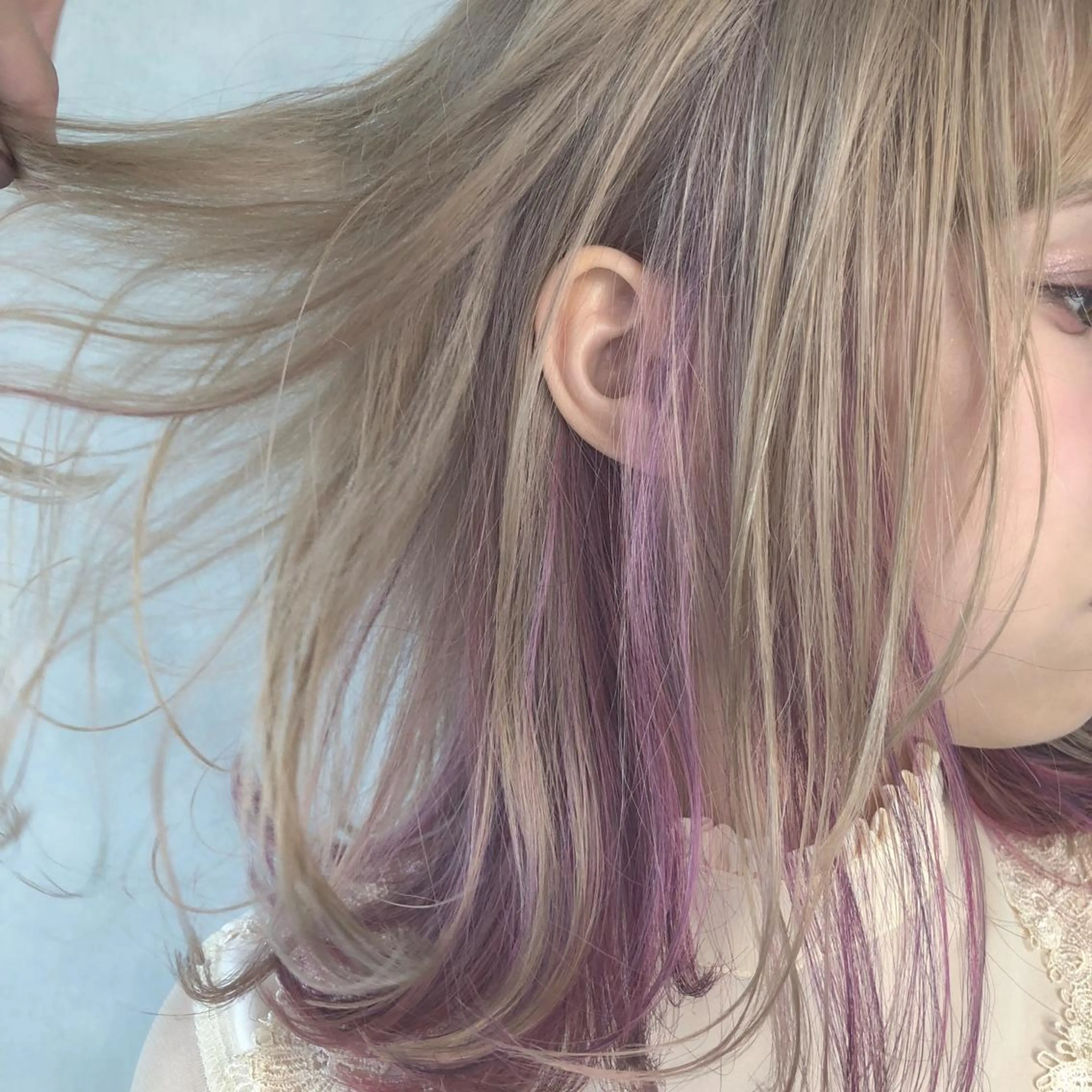 セミロング カラー インナーカラー ピンクカラー ピンクパープル パープルカラー ユニコーンカラー ORIKA 美容室のヘアスタイル