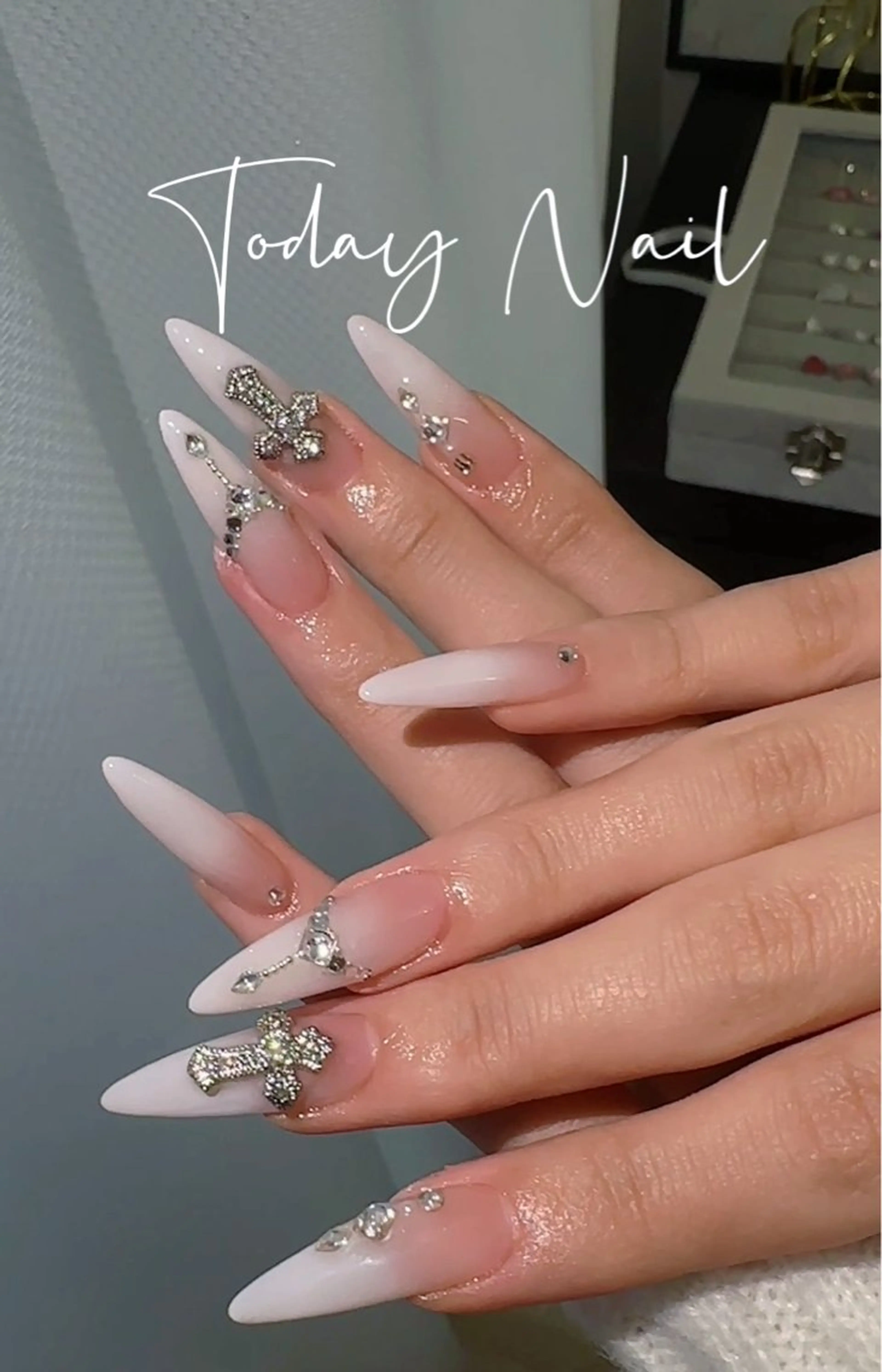 ネイル ハンドネイル 新栄Today Nail所属・Today りん りんのネイルデザイン