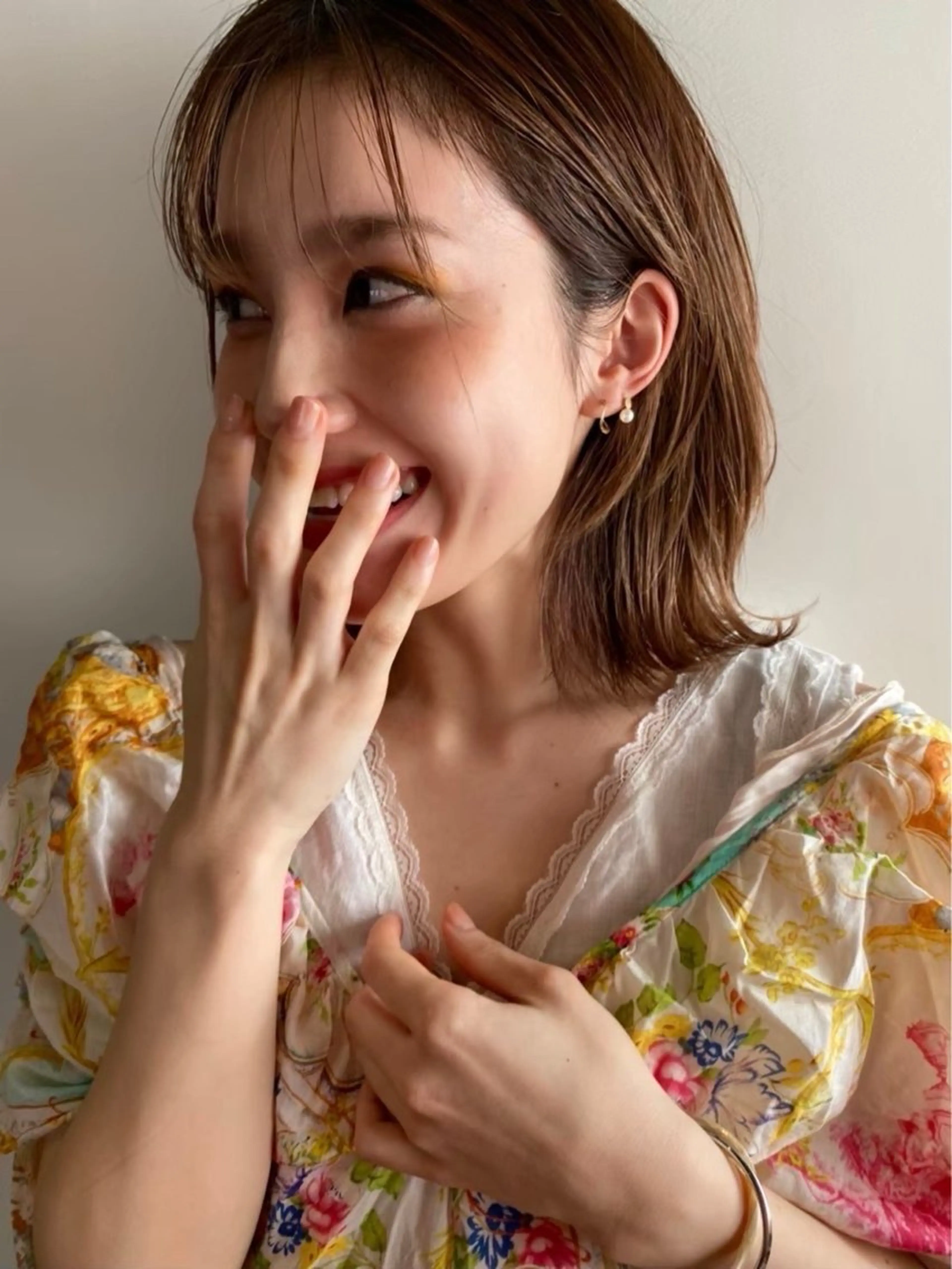 ミディアム カラー 猪俣 彩音のヘアスタイル