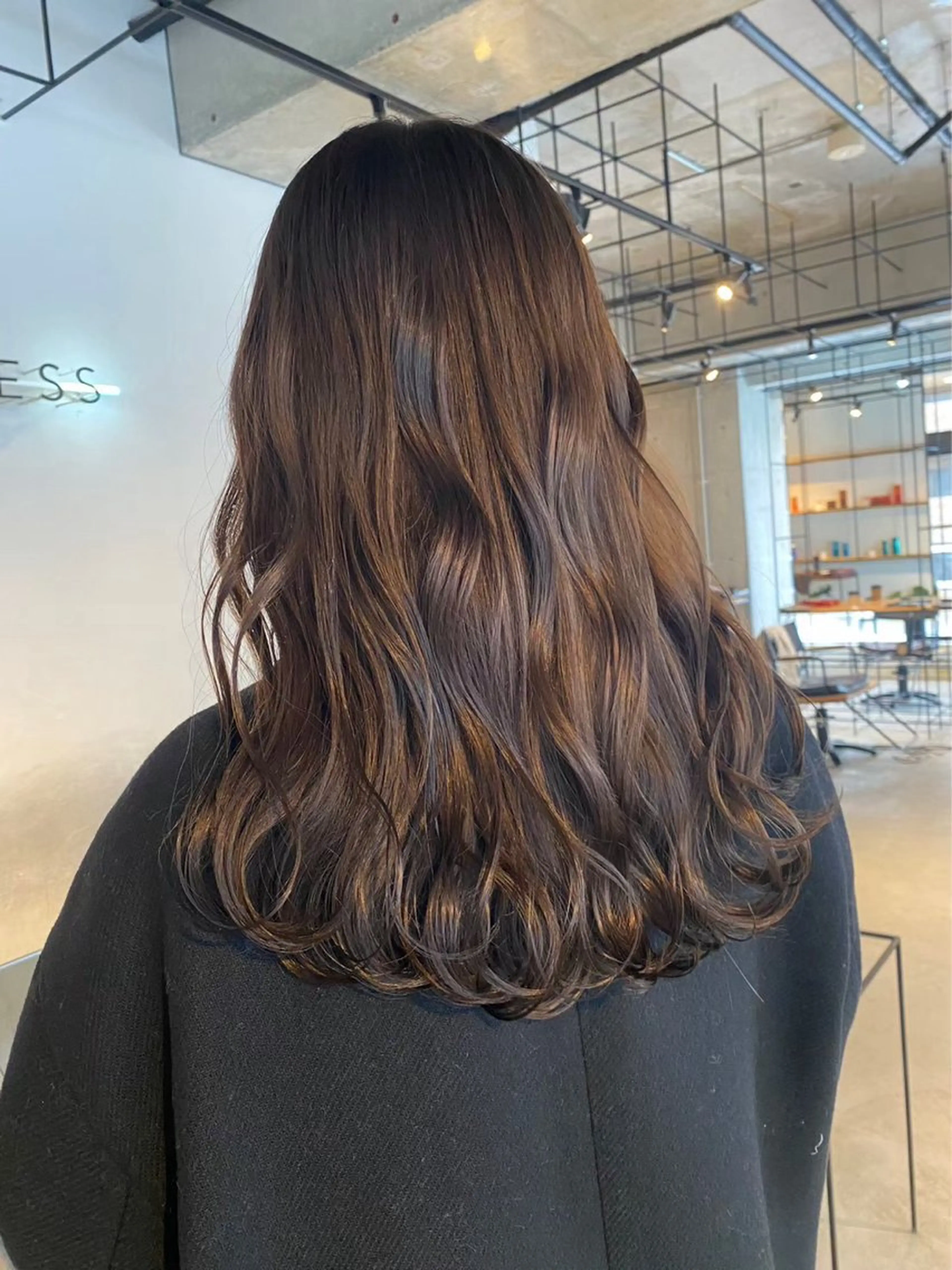 ロング ヘアカラー トリートメント ベージュカラー/新潟 オリーブ/落合優吾のヘアスタイル