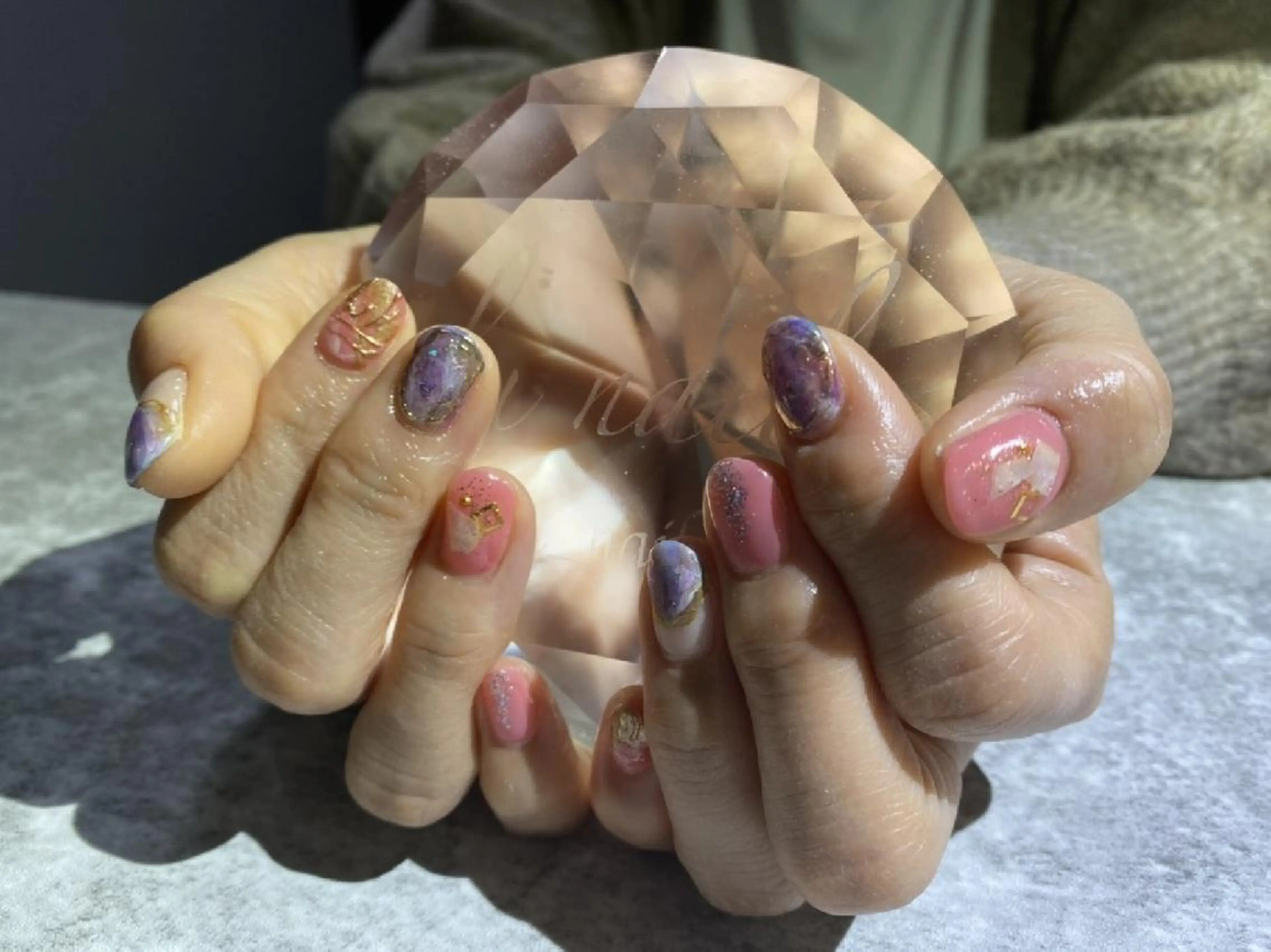 ネイル ブルー 持ち込み ニュアンスネイル 佐野 愛美のエステ・リラクイメージ