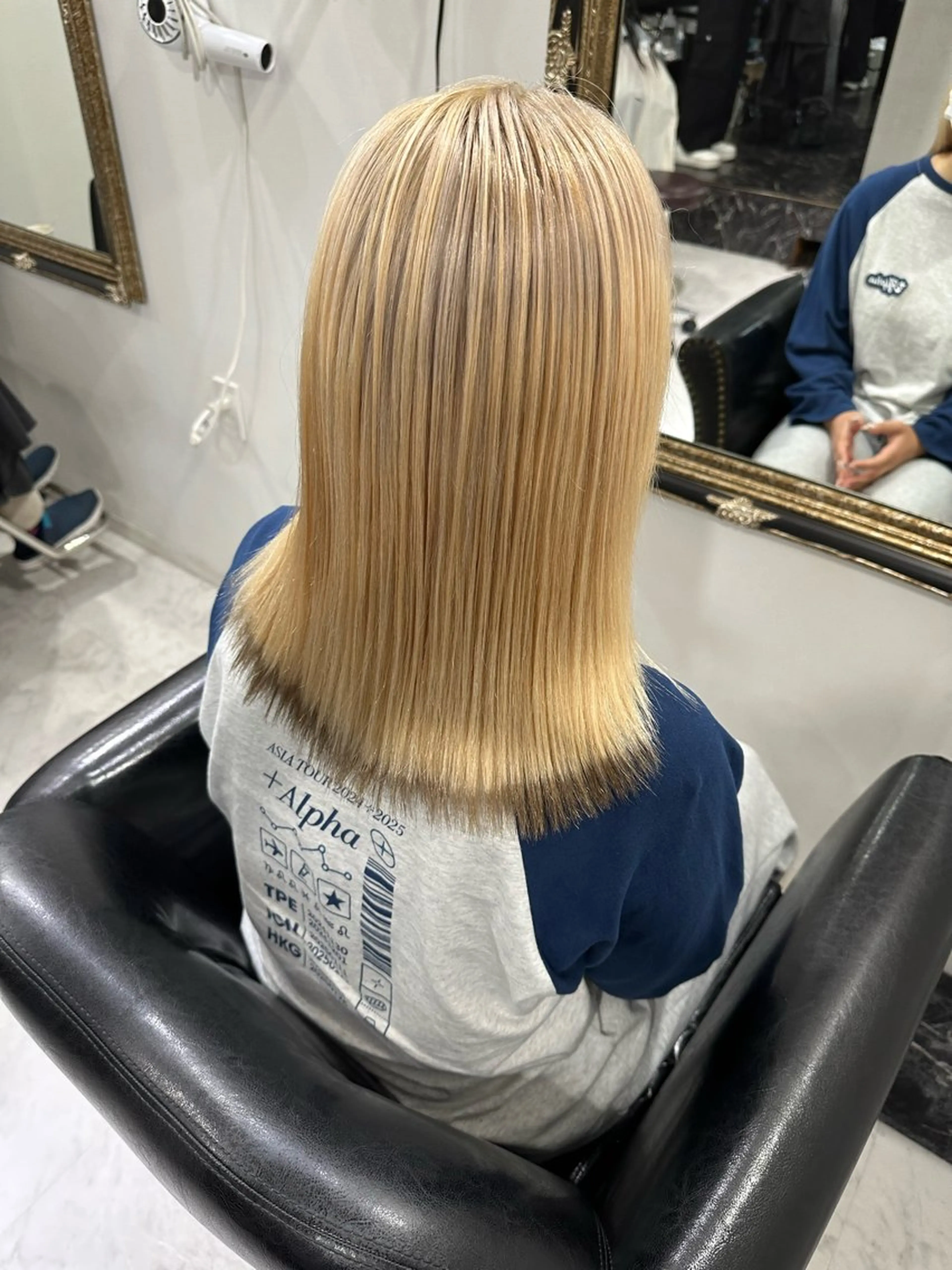 ミディアム 岡崎/レイヤーカット ／縮毛矯正/美髪のヘアスタイル