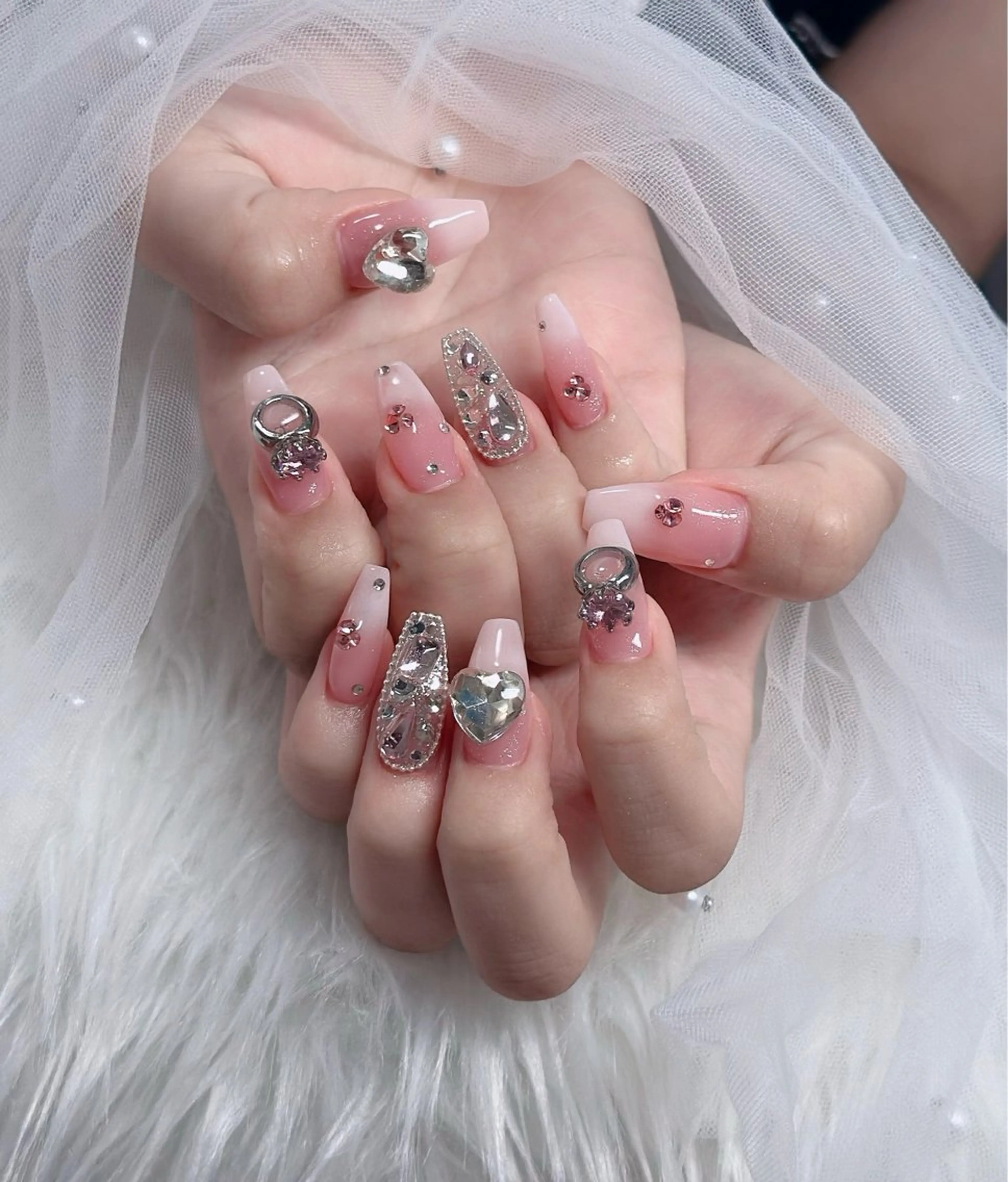 ネイル ハート キラキラネイル リボン ハンドネイル キノコ H.babynailのネイルデザイン