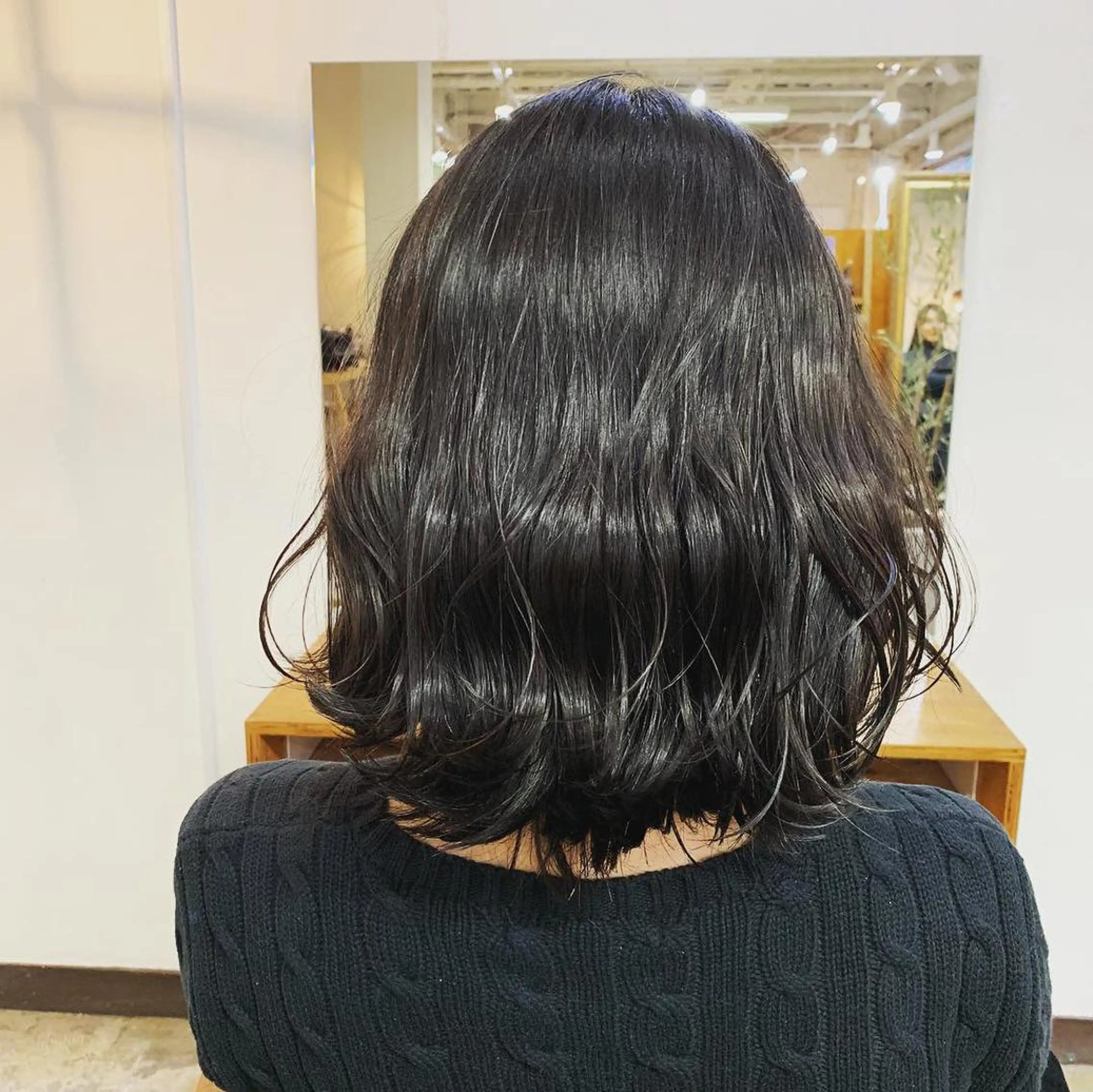 ミディアム カット 縮毛矯正 LEB所属・下河 宗太のヘアスタイル