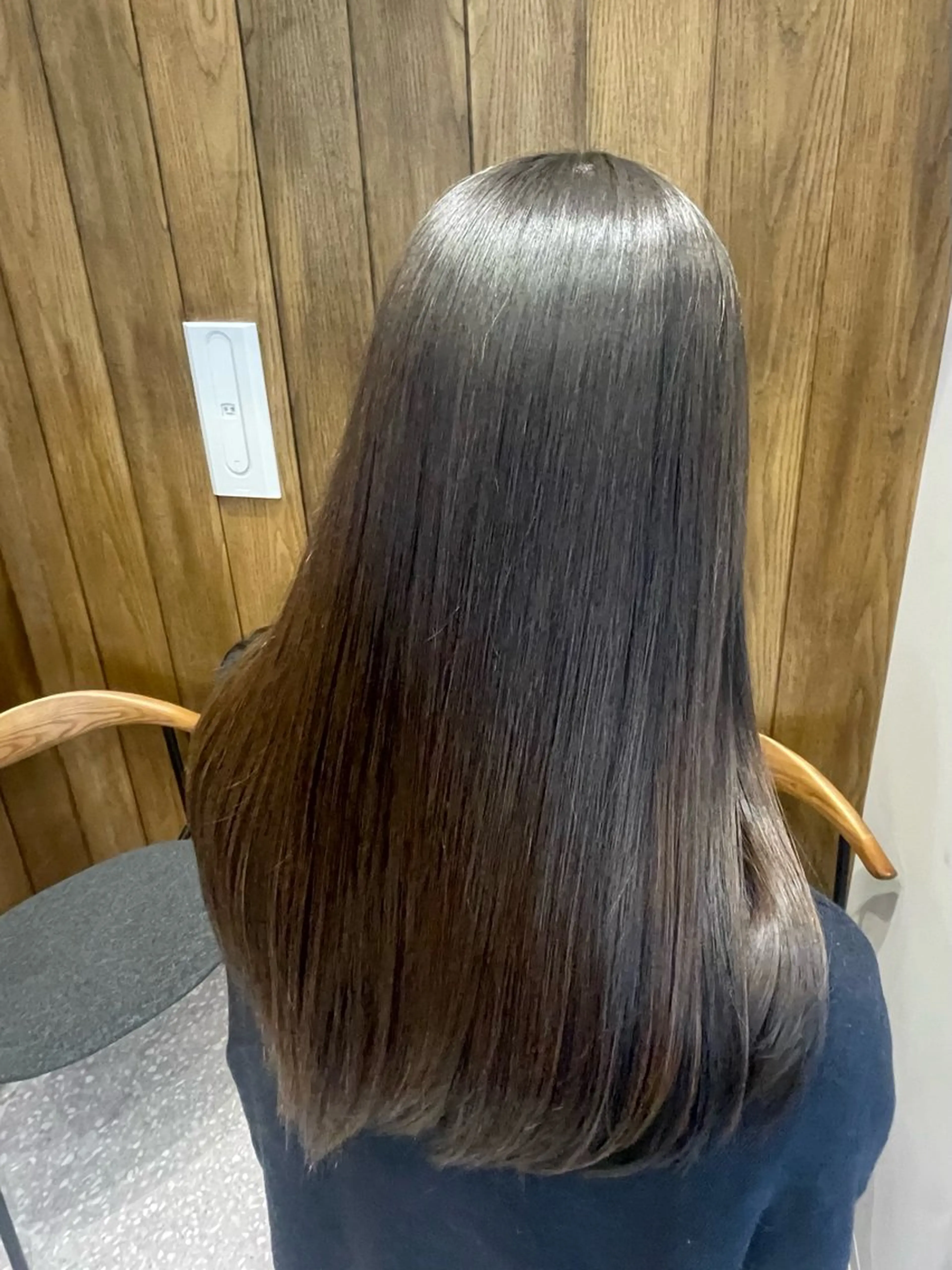 ロング カット 縮毛矯正 トリートメント 荒木 理緒のヘアスタイル