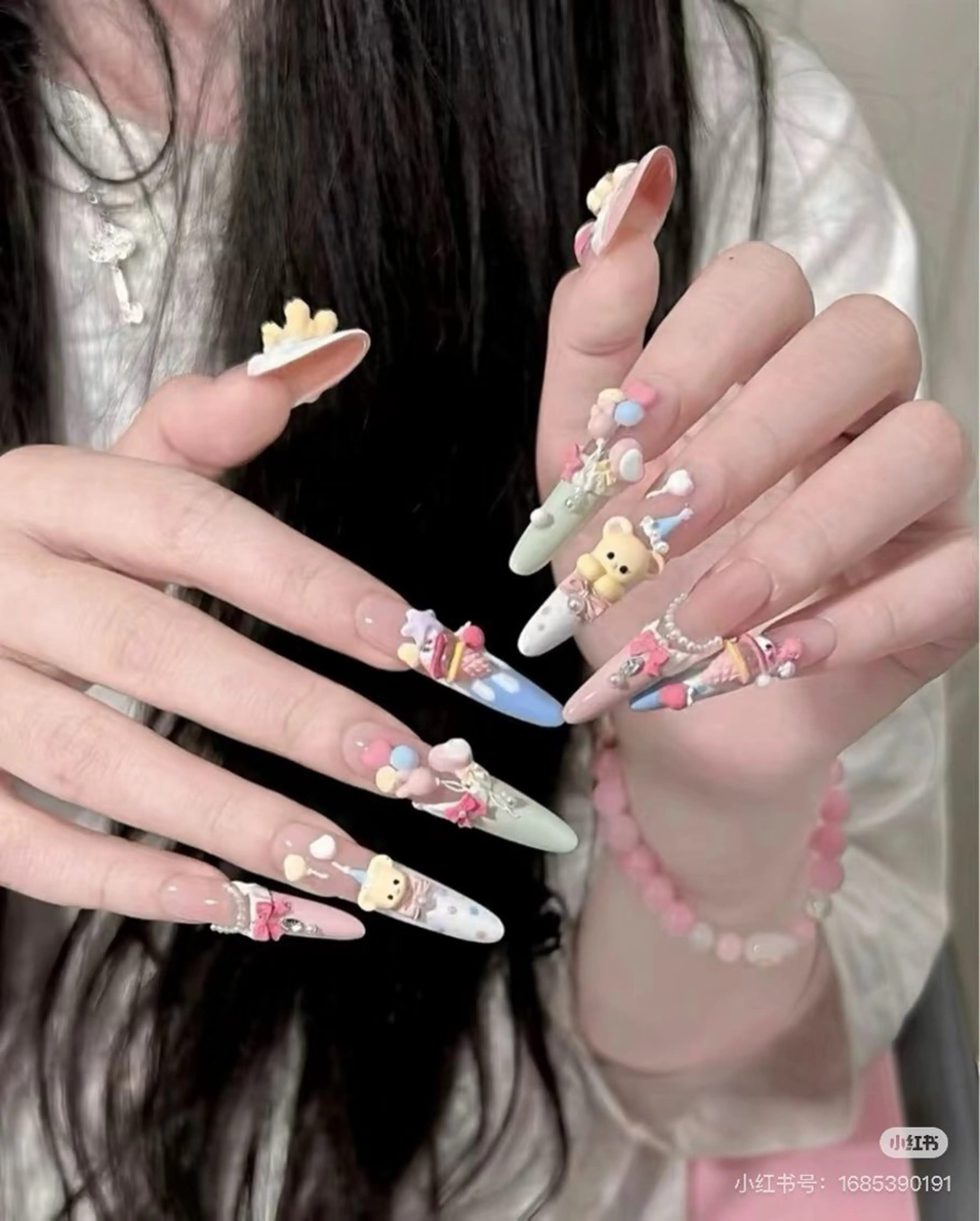 ネイル 成人式 ジェルネイル ネイルチップ ハンドネイル Momoa nail salon所属・MoMoA Nail ネイル長さ出し専門店のネイルデザイン