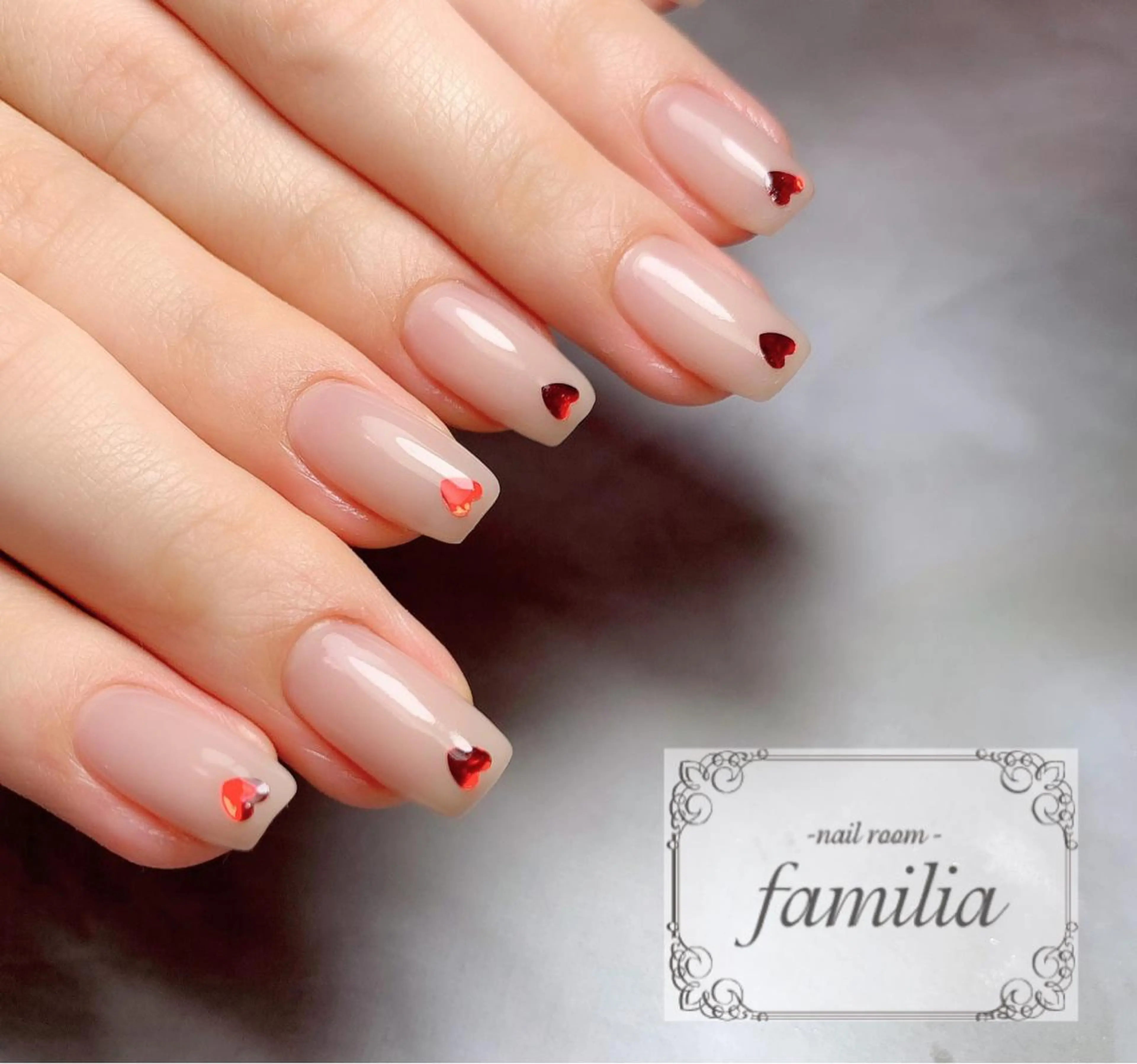 ネイル ハート ホログラムネイル ハンドネイル -nailroom- familiaのネイルデザイン