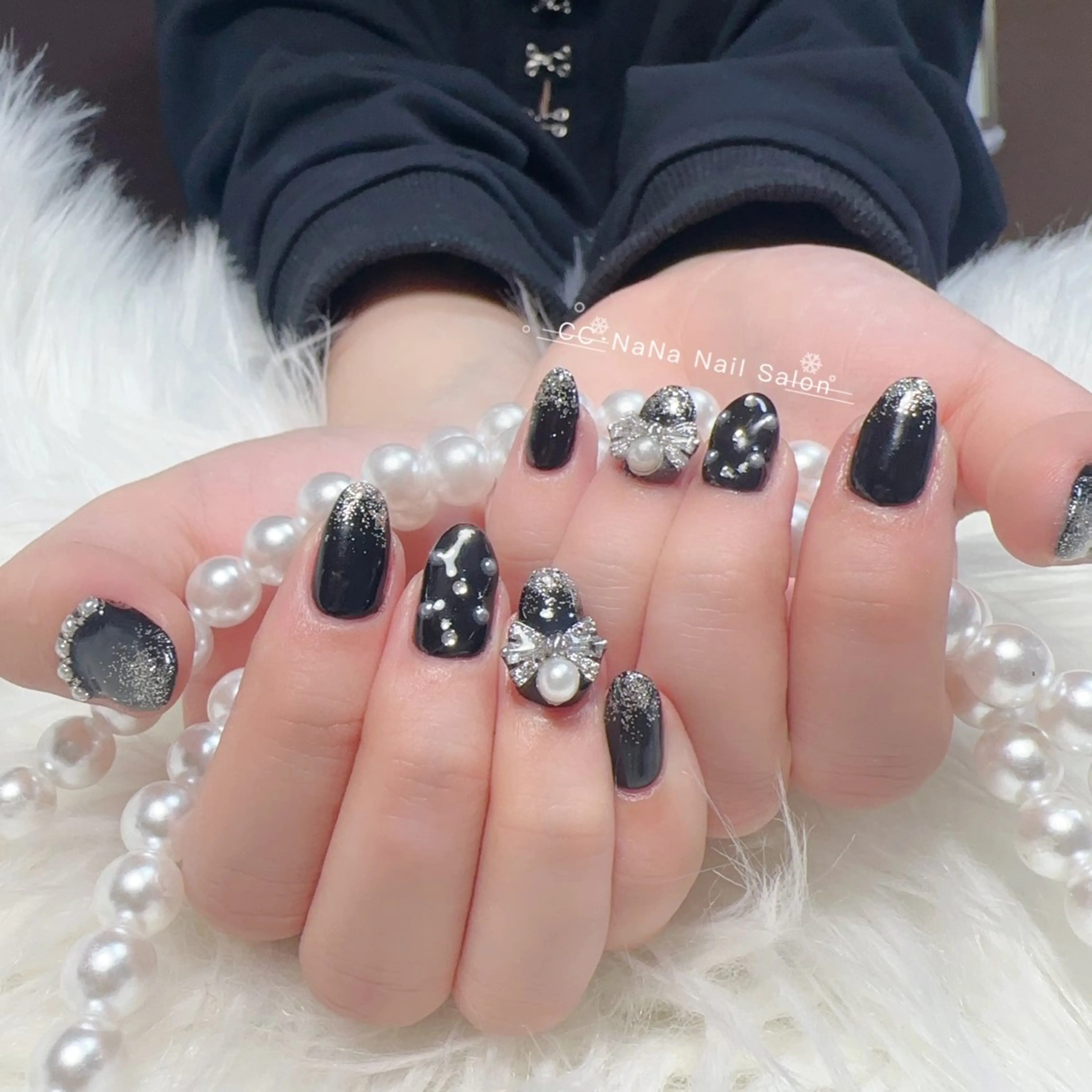 ネイル チークネイル フラッシュネイル ハート キラキラネイル 韓国ネイル ハンドネイル 💎CC・NaNa 韓国風ネイル🌙のネイルデザイン