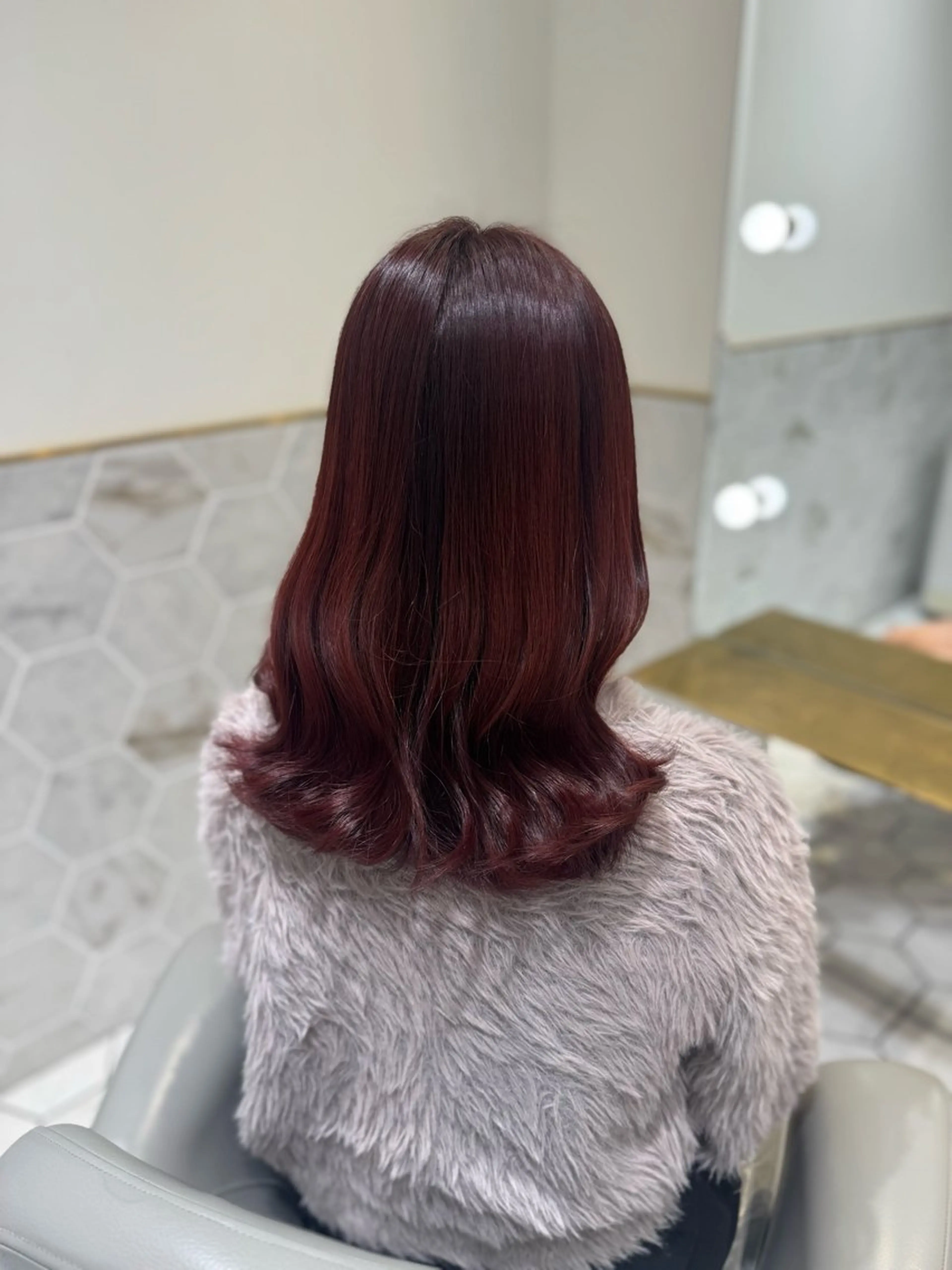 ミディアム カラー レッドカラー ヘアカラー costes 今井芽依のヘアスタイル