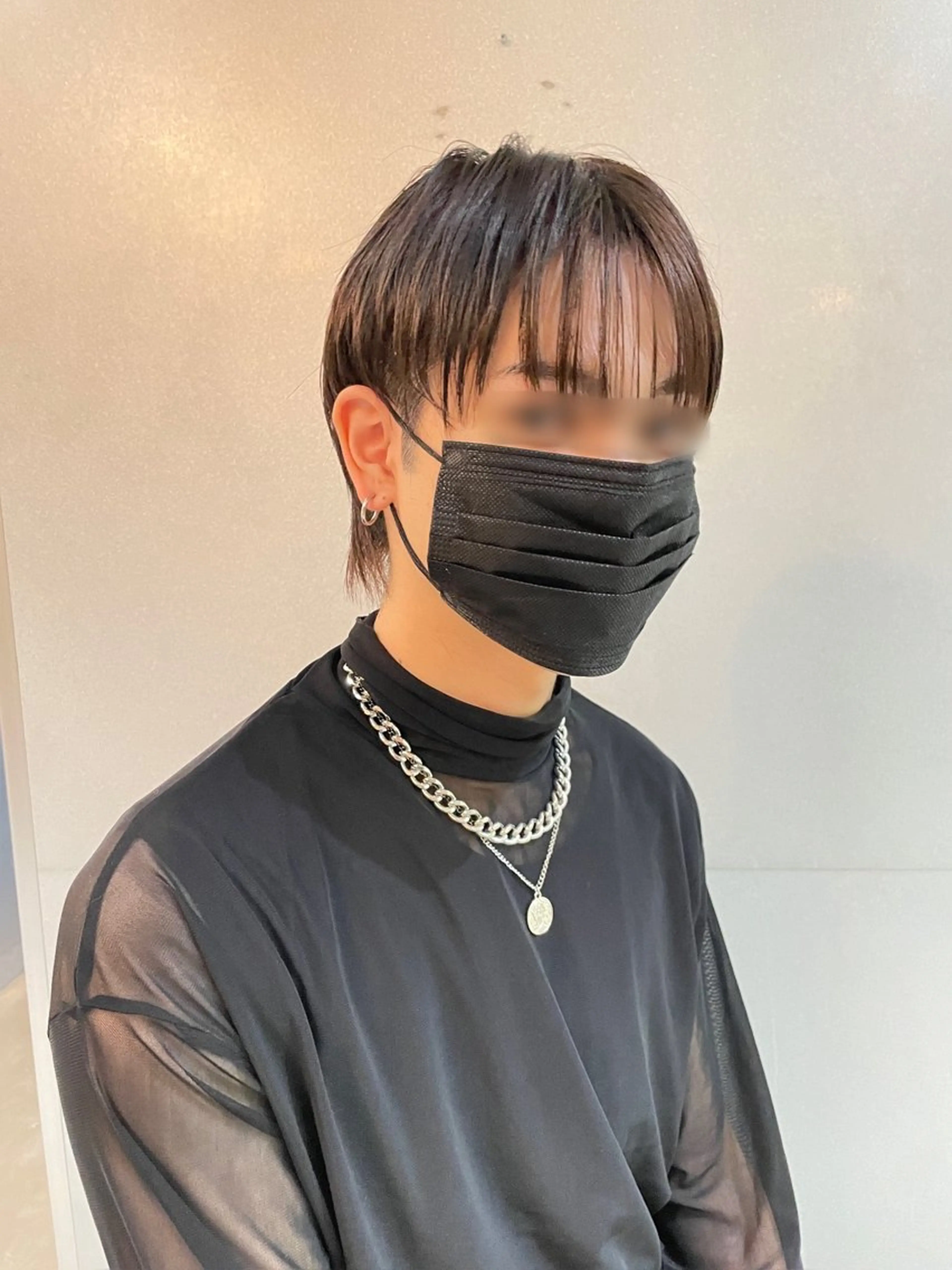 メンズ メンズ韓国風 刈り上げ レイヤーハッシュカッ トカラー専門美容師のヘアスタイル