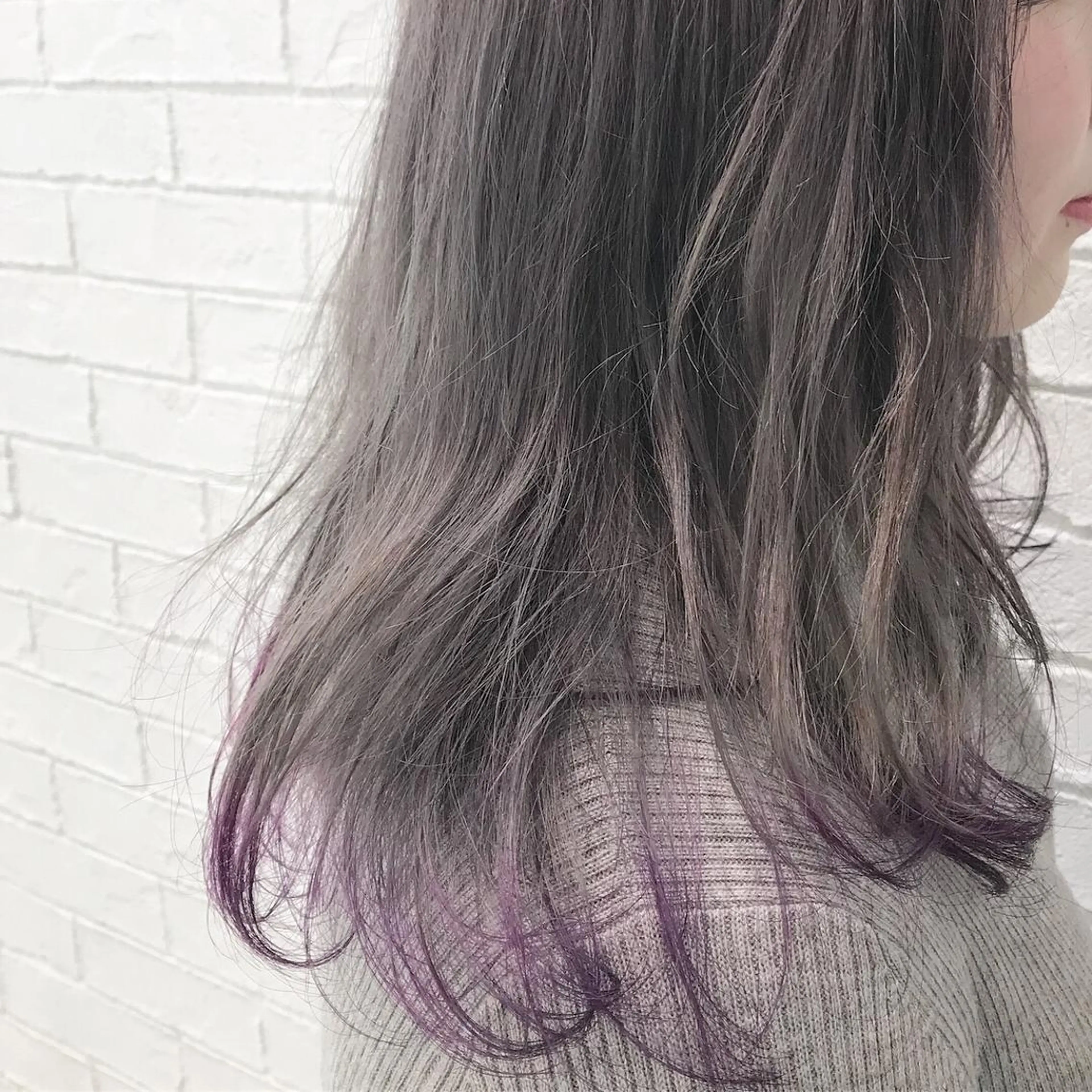 セミロング カラー ブリーチ 松岡 恭弘のヘアスタイル