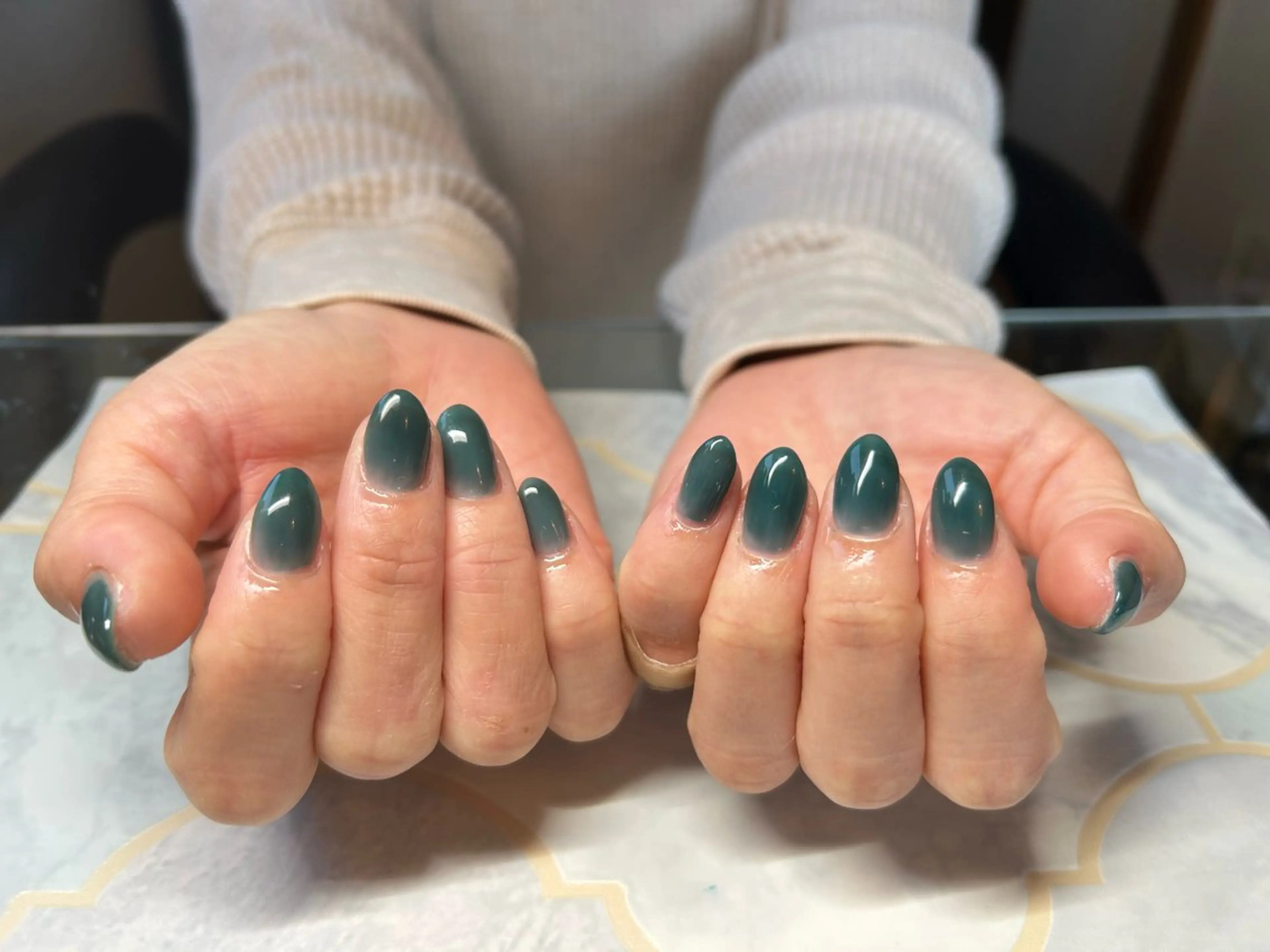 ネイル ワンカラーネイル ハンドネイル Lisa’s Salonのネイルデザイン