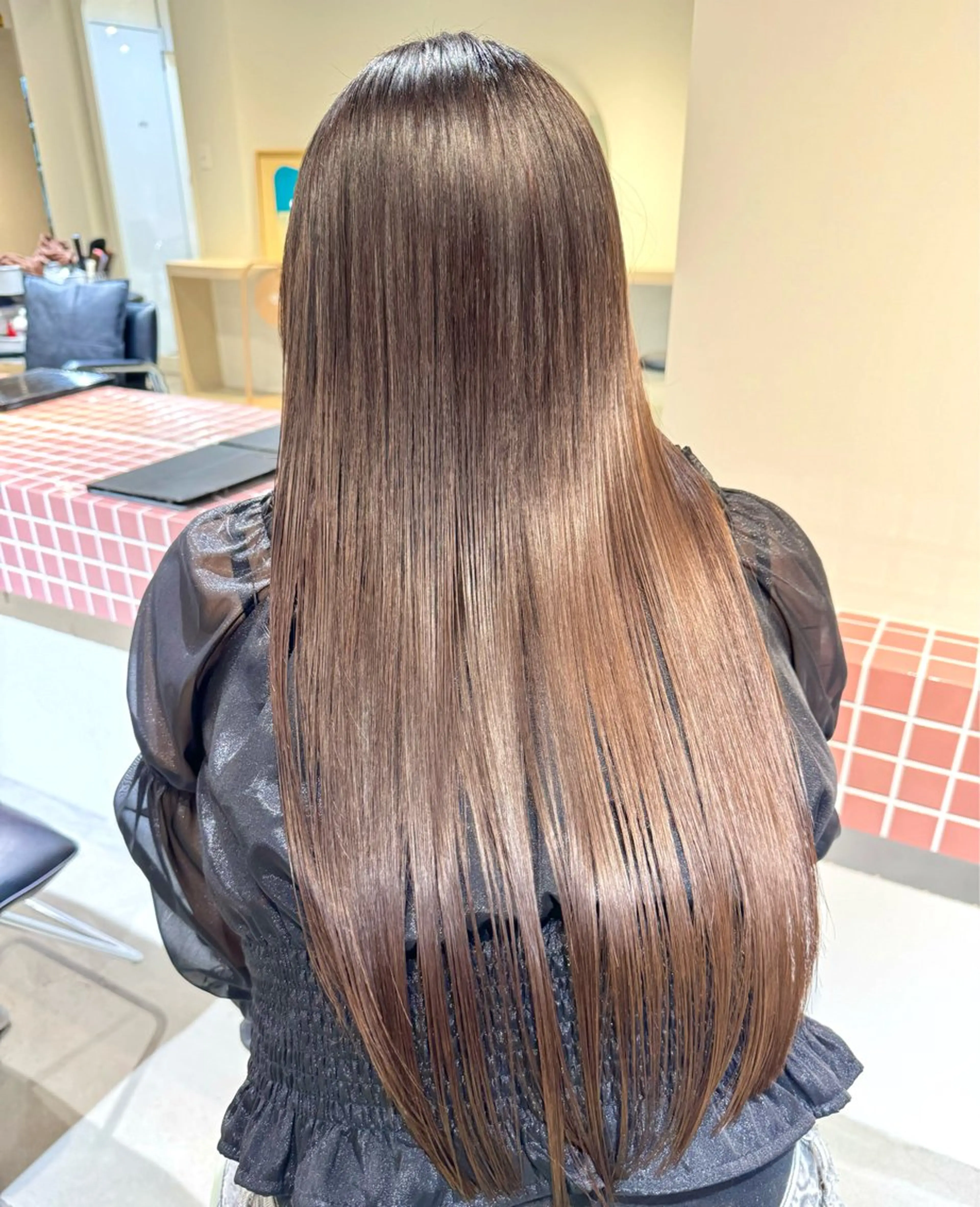 ロング アッシュ ボブ 髪質改善 レイヤーカット ロング eto所属・髪質改善スペシャリス ト長尾勇弥/梅田中津のヘアスタイル