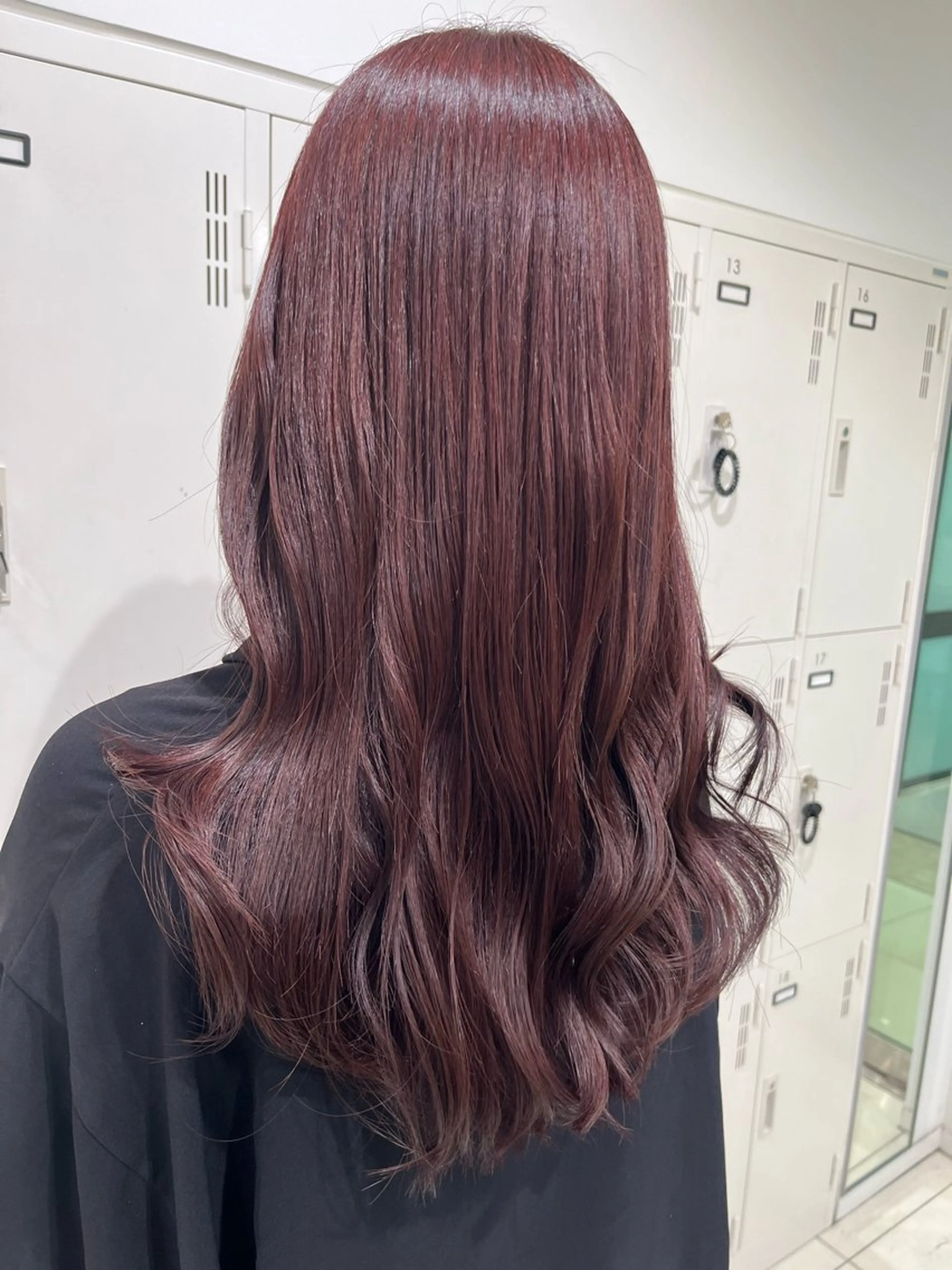 セミロング カット ヘアカラー トリートメント メンズ縮毛矯正🦊ハ イトーン　RYOKAのヘアスタイル