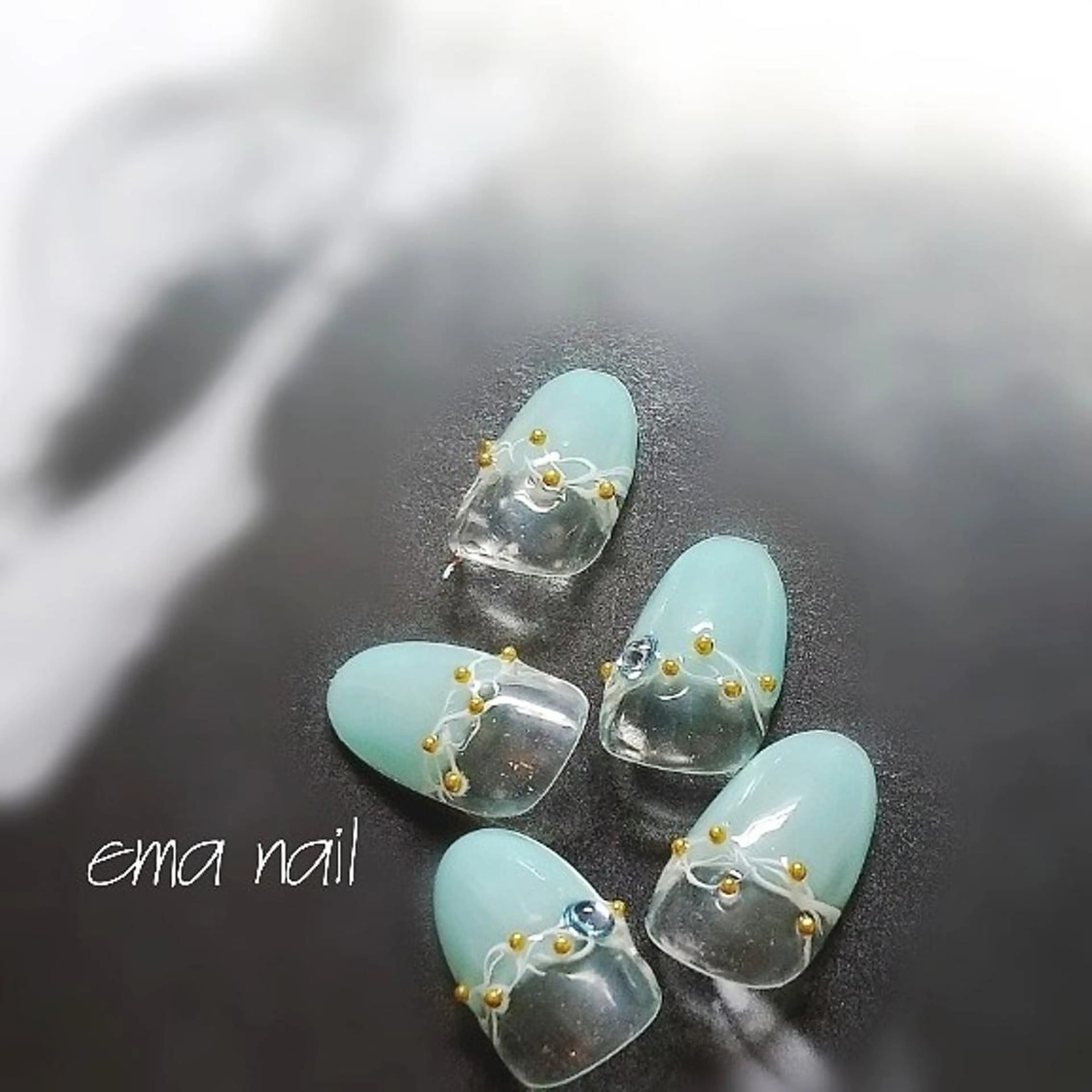 ネイル ハンドネイル Roger 舞のネイルデザイン