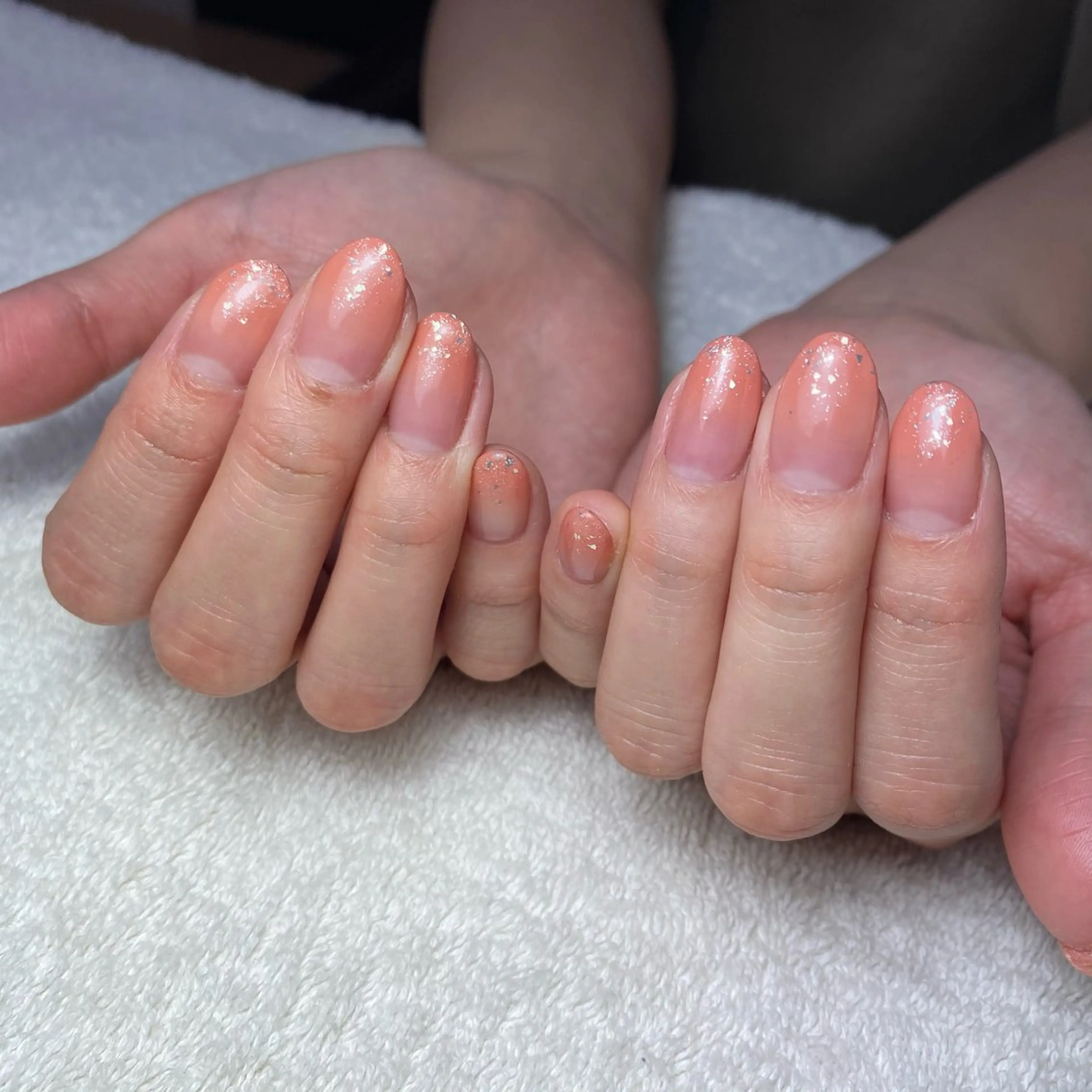 ネイル グラデーション ラメ(グリッター) オレンジ ハンドネイル COCO+所属・COCO +のエステ・リラクイメージ