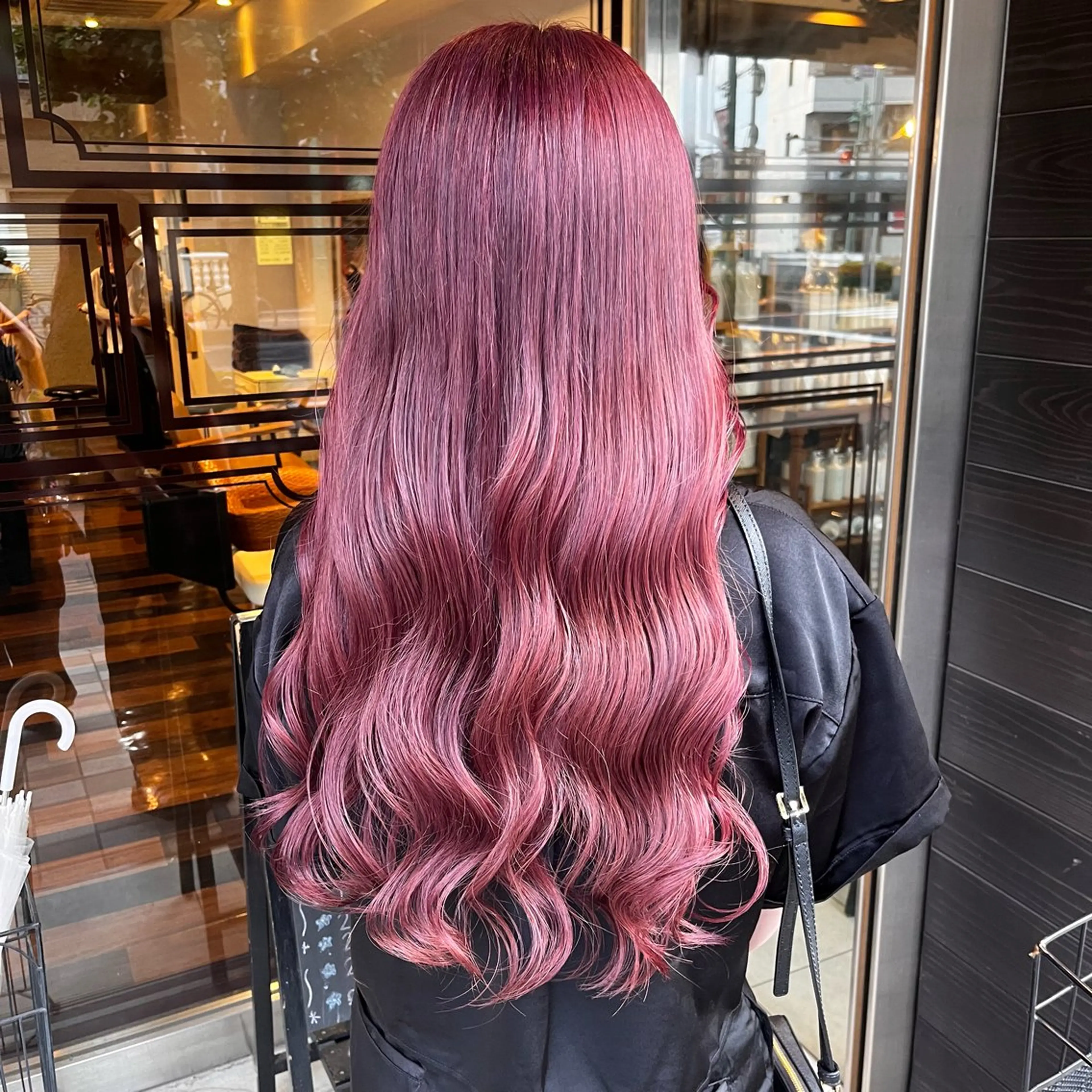 ロング カラー ブリーチ ピンクカラー カット ヘアカラー おくだ　りお /ハイトーンカラーのヘアスタイル