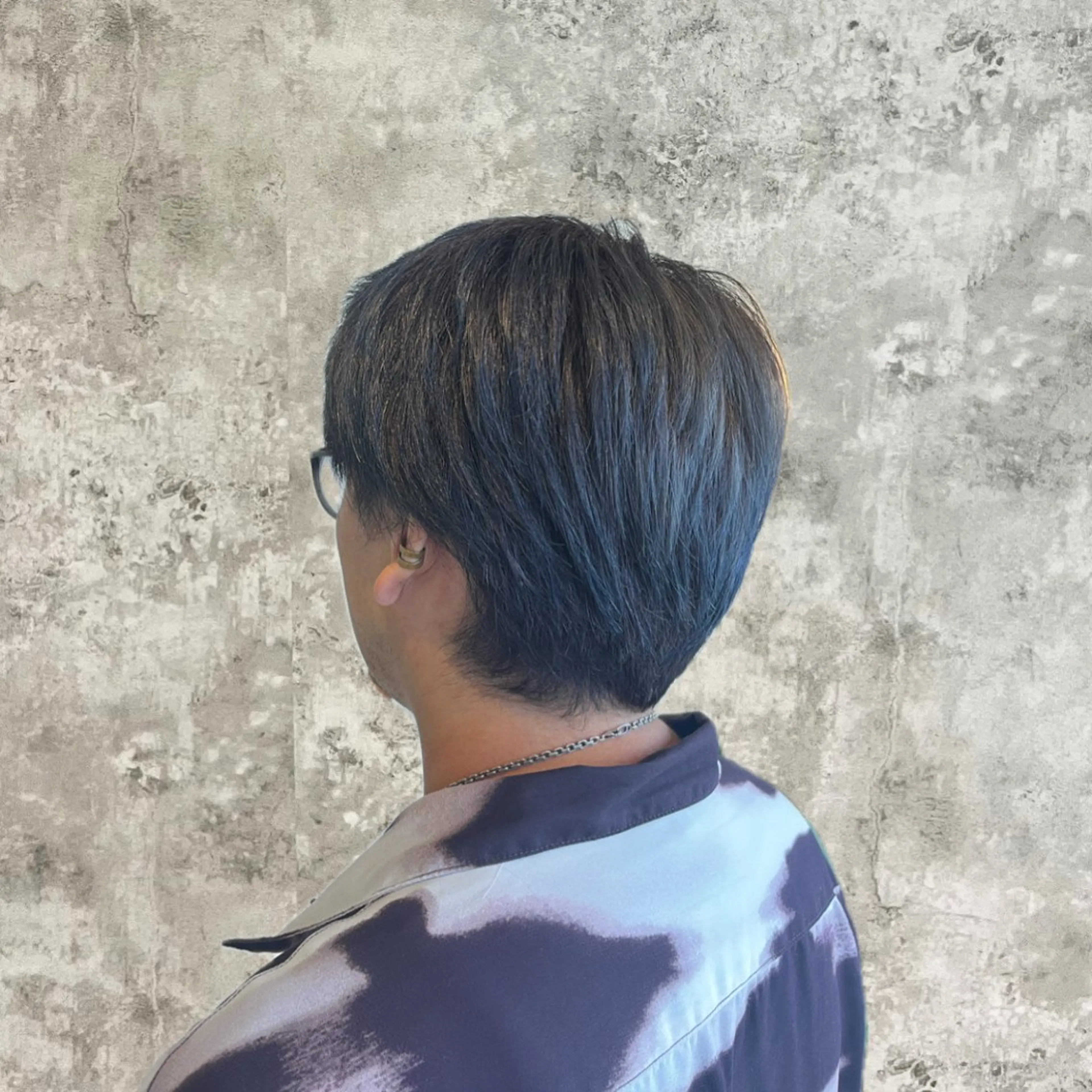 カラー 森下 いづみのヘアスタイル