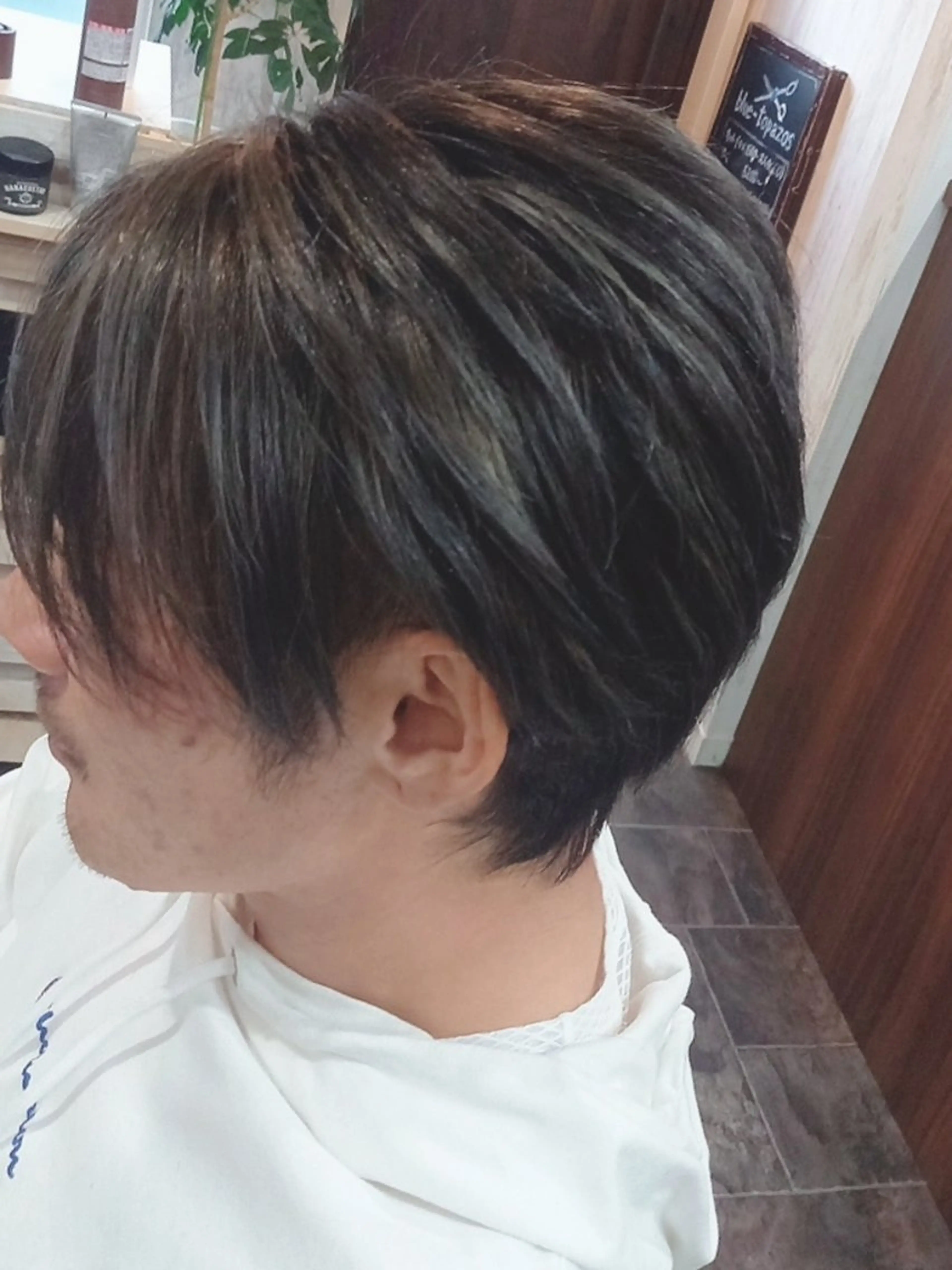 メンズ メンズハイライト Blue-topazos所属・斉藤 啓太のヘアスタイル
