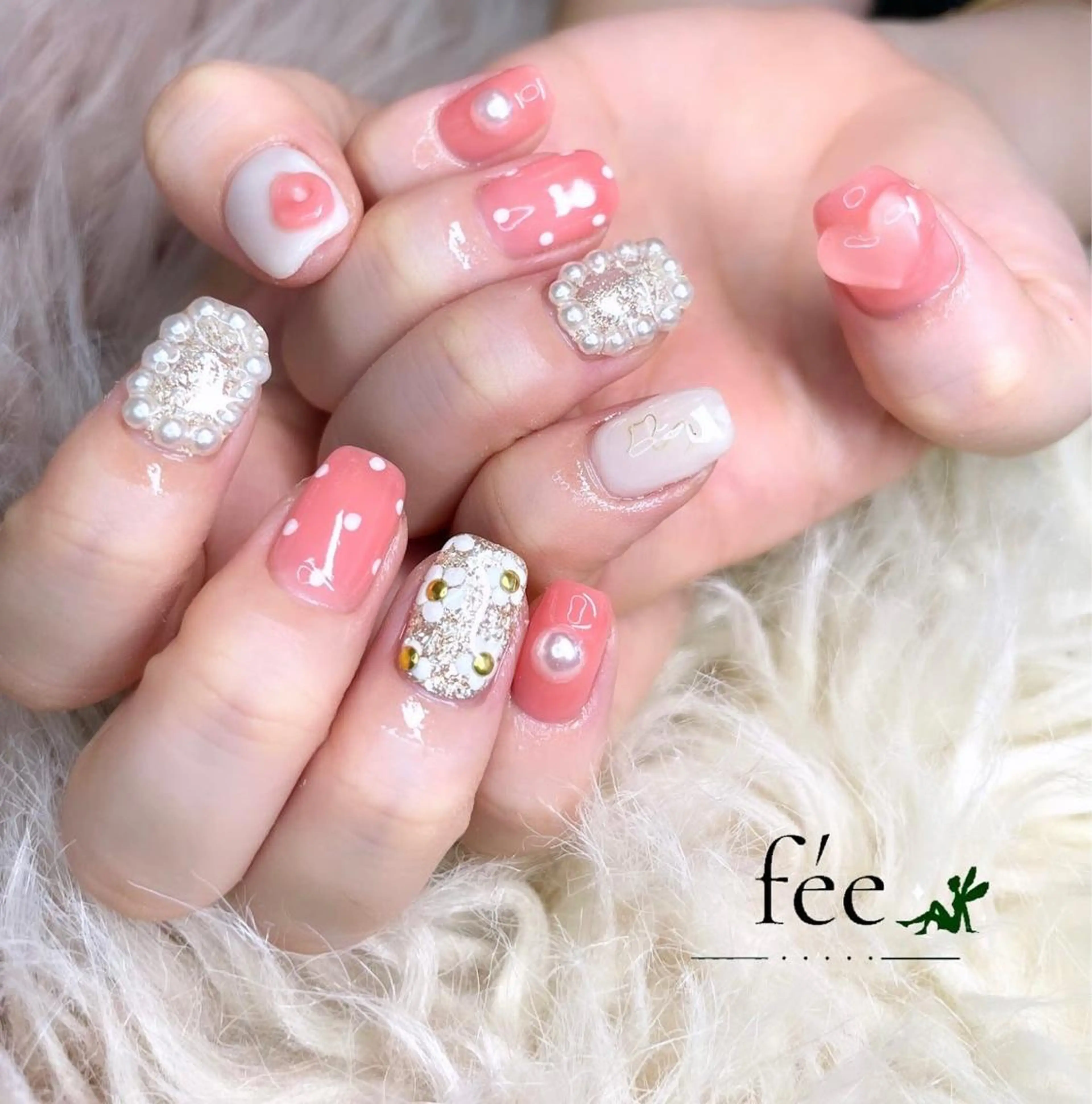 ネイル フットネイル ジェルネイル マグネットネイル ミラーネイル パラジェル ハンドネイル nail salon fee（フィー）のネイルデザイン